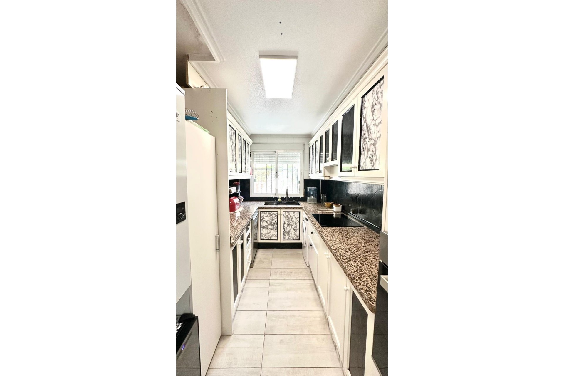 Resale - Villa -
Orihuela Costa - La Regia