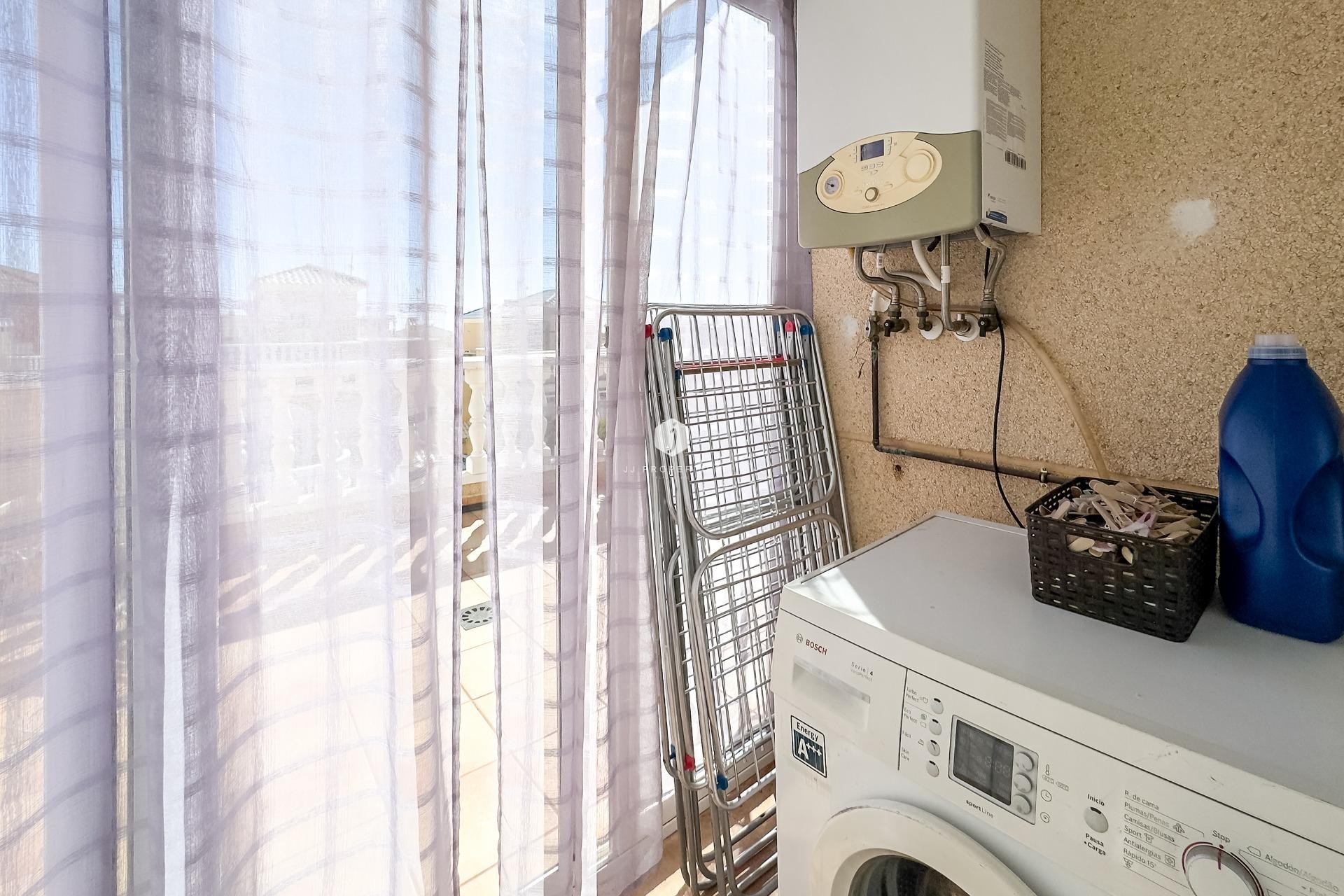 Resale - Villa -
Orihuela Costa - Los Almendros-la Florida