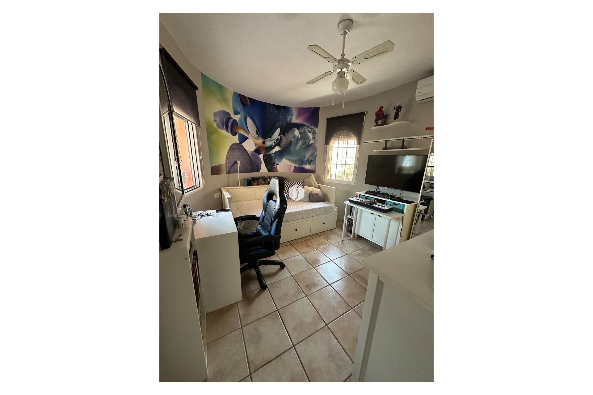 Resale - Villa -
Orihuela Costa - Playa Flamenca