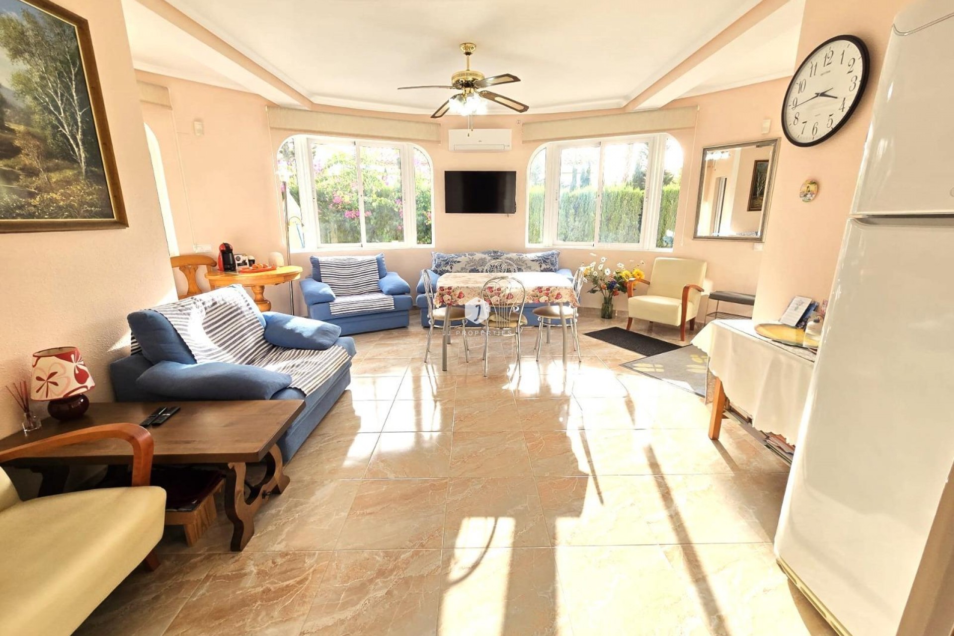 Resale - Villa -
Orihuela Costa - Playa Flamenca