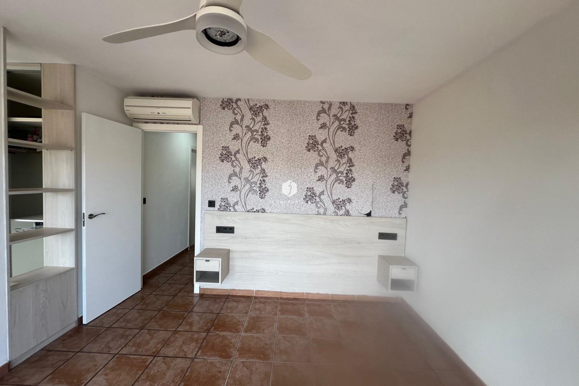 Resale - Villa -
Orihuela Costa - Villamartín-las Filipinas