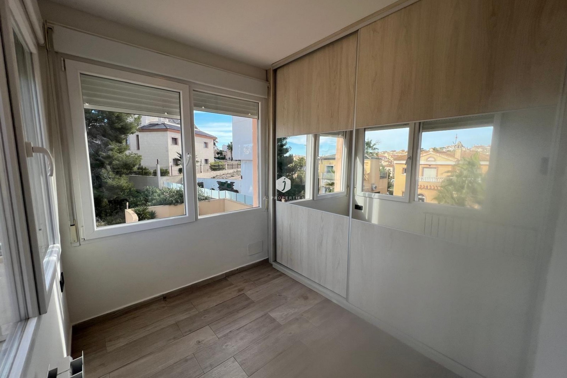 Resale - Villa -
Orihuela Costa - Villamartín-las Filipinas