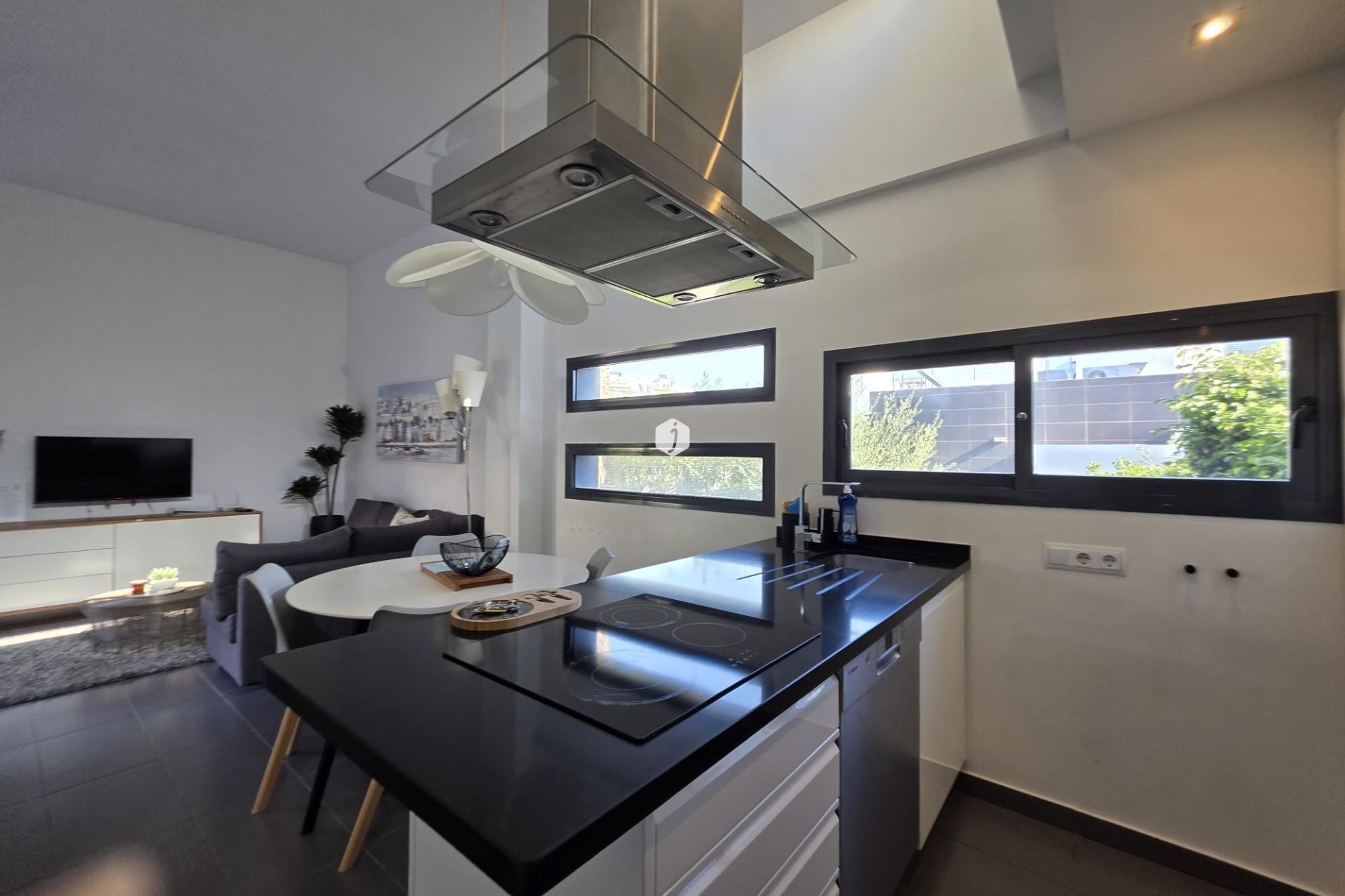 Resale - Villa -
Orihuela Costa - Villamartín