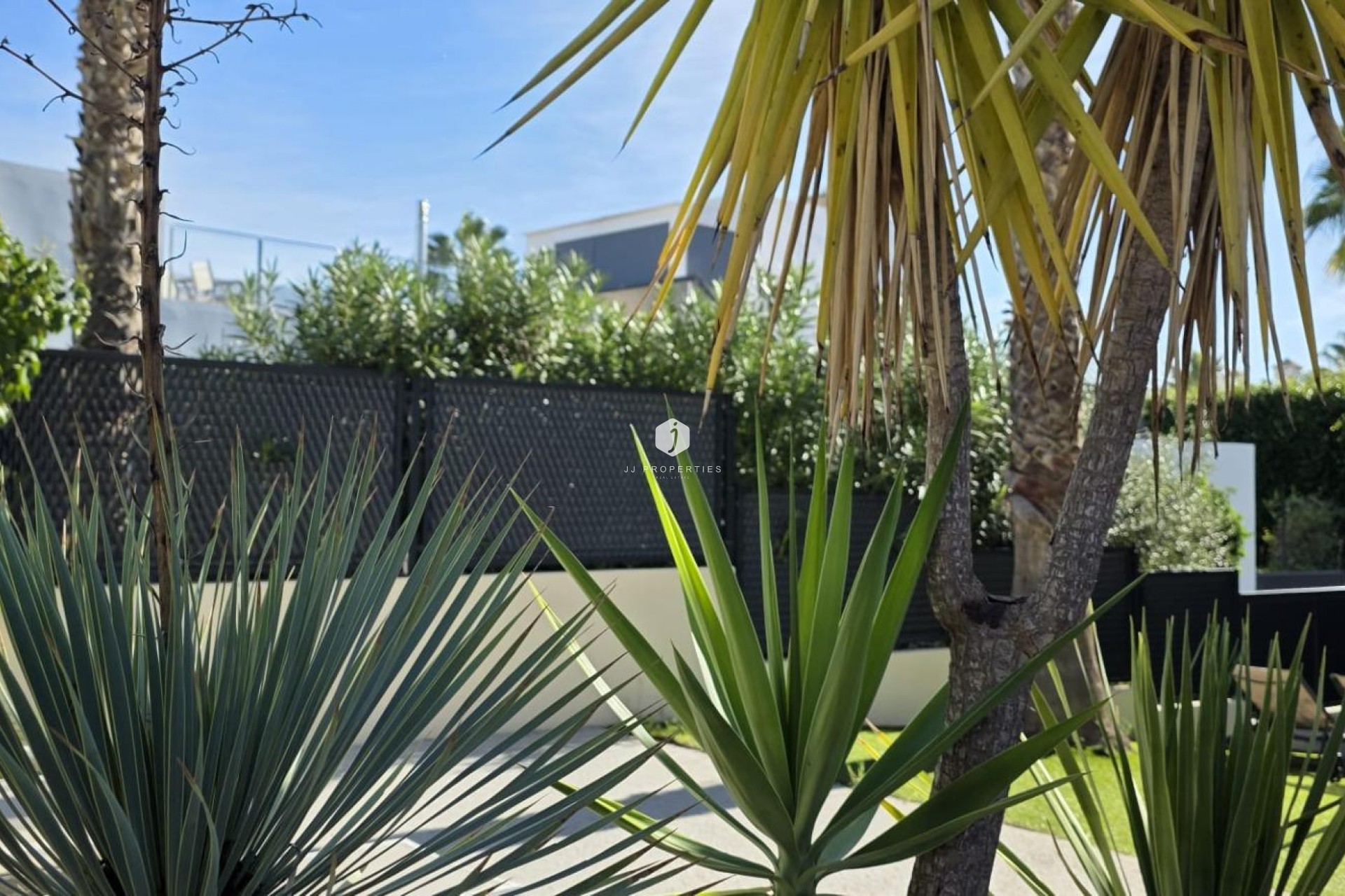 Resale - Villa -
Orihuela Costa - Villamartín