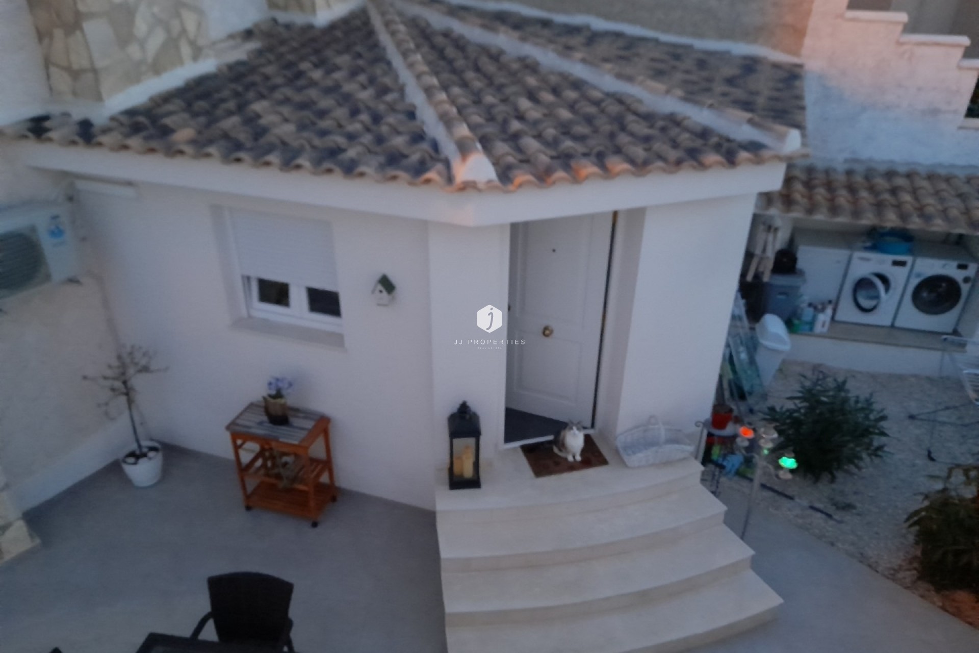 Resale - Villa -
Rojales - Inland