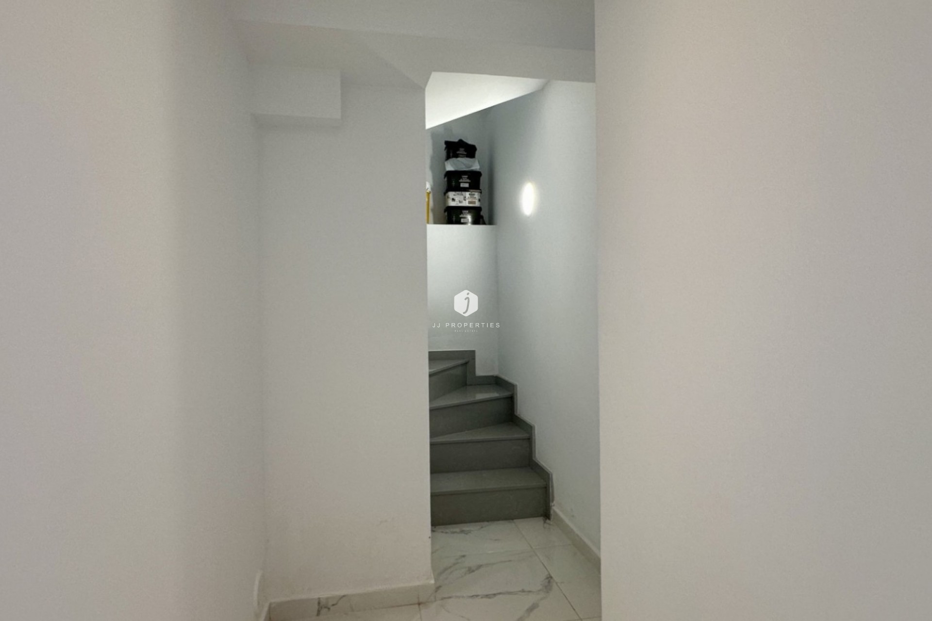 Resale - Villa -
Rojales - Inland