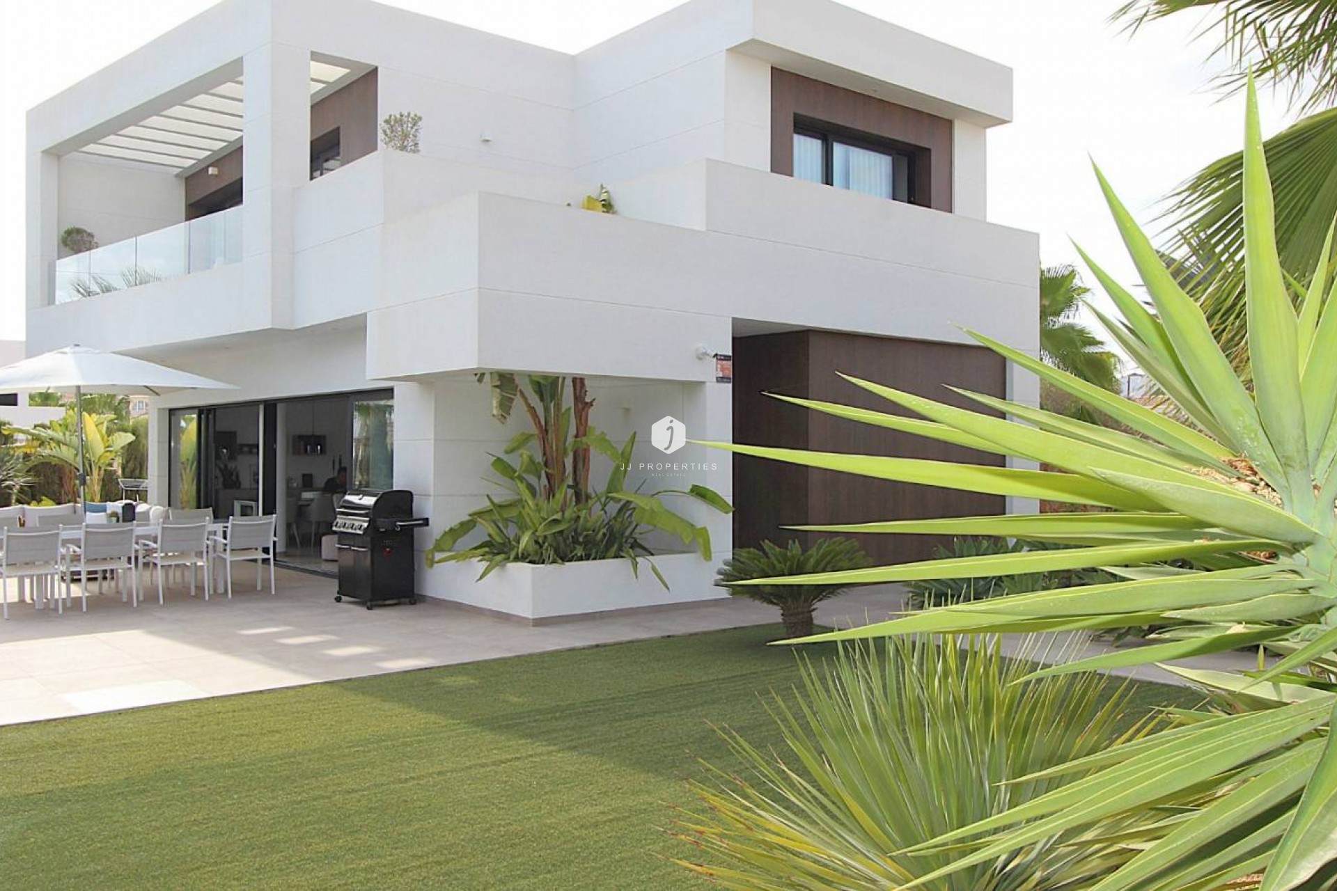 Resale - Villa -
Rojales - Inland
