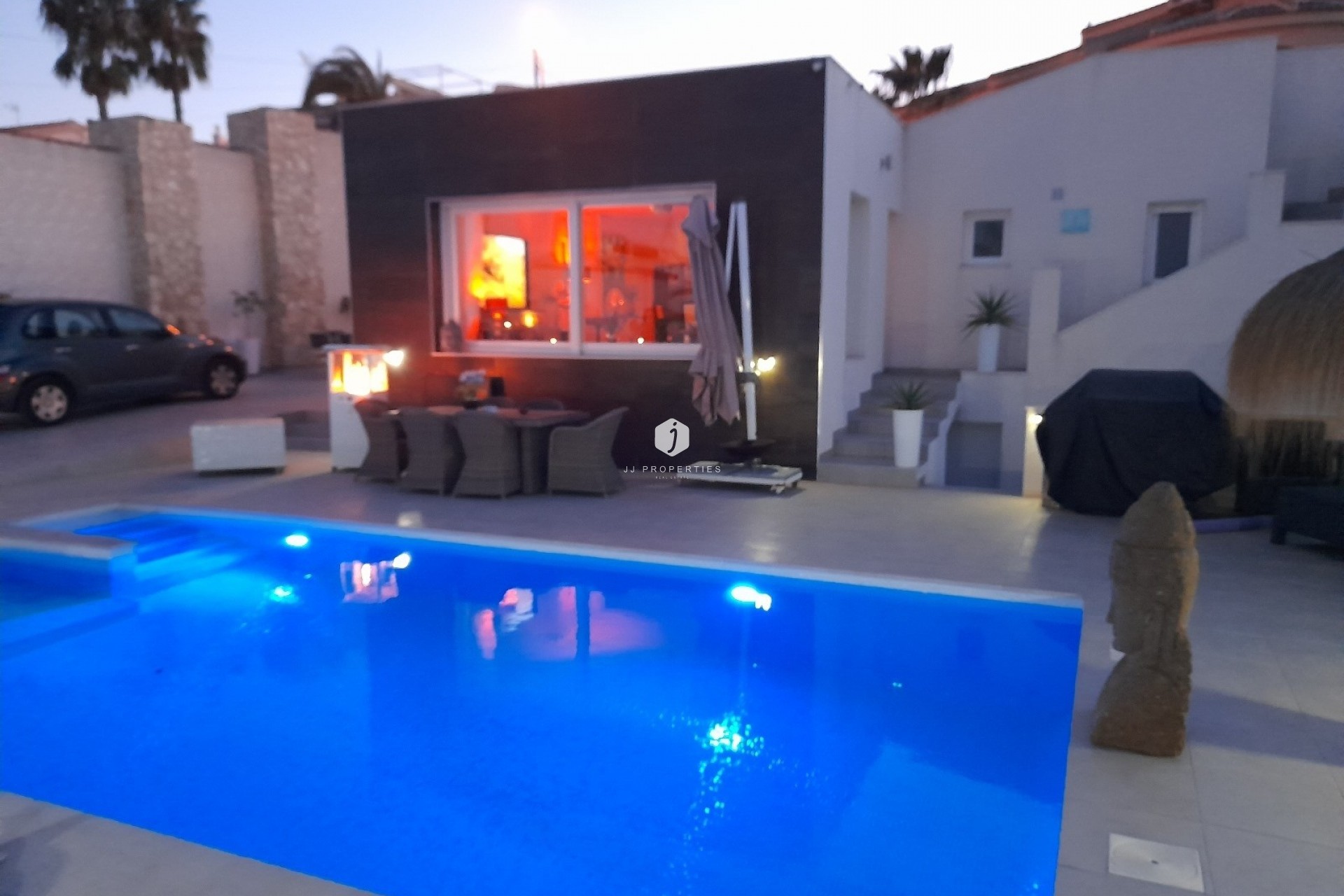 Resale - Villa -
Rojales - Inland