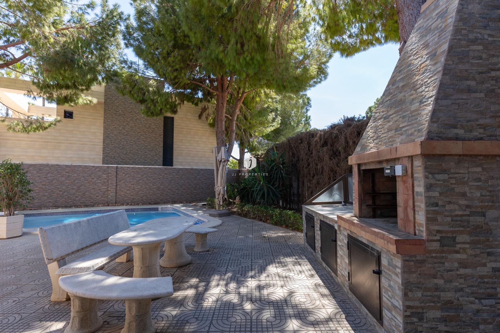 Resale - Villa -
Rojales - Pueblo Bravo