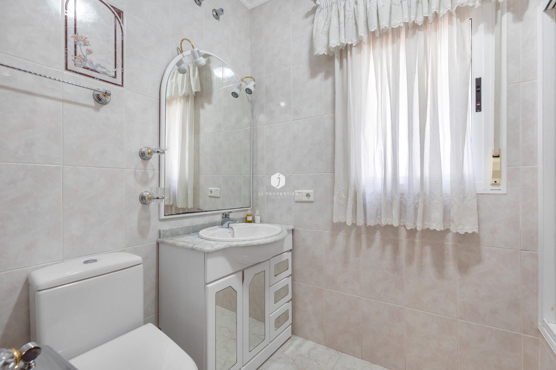 Resale - Villa -
Rojales - Pueblo Bravo