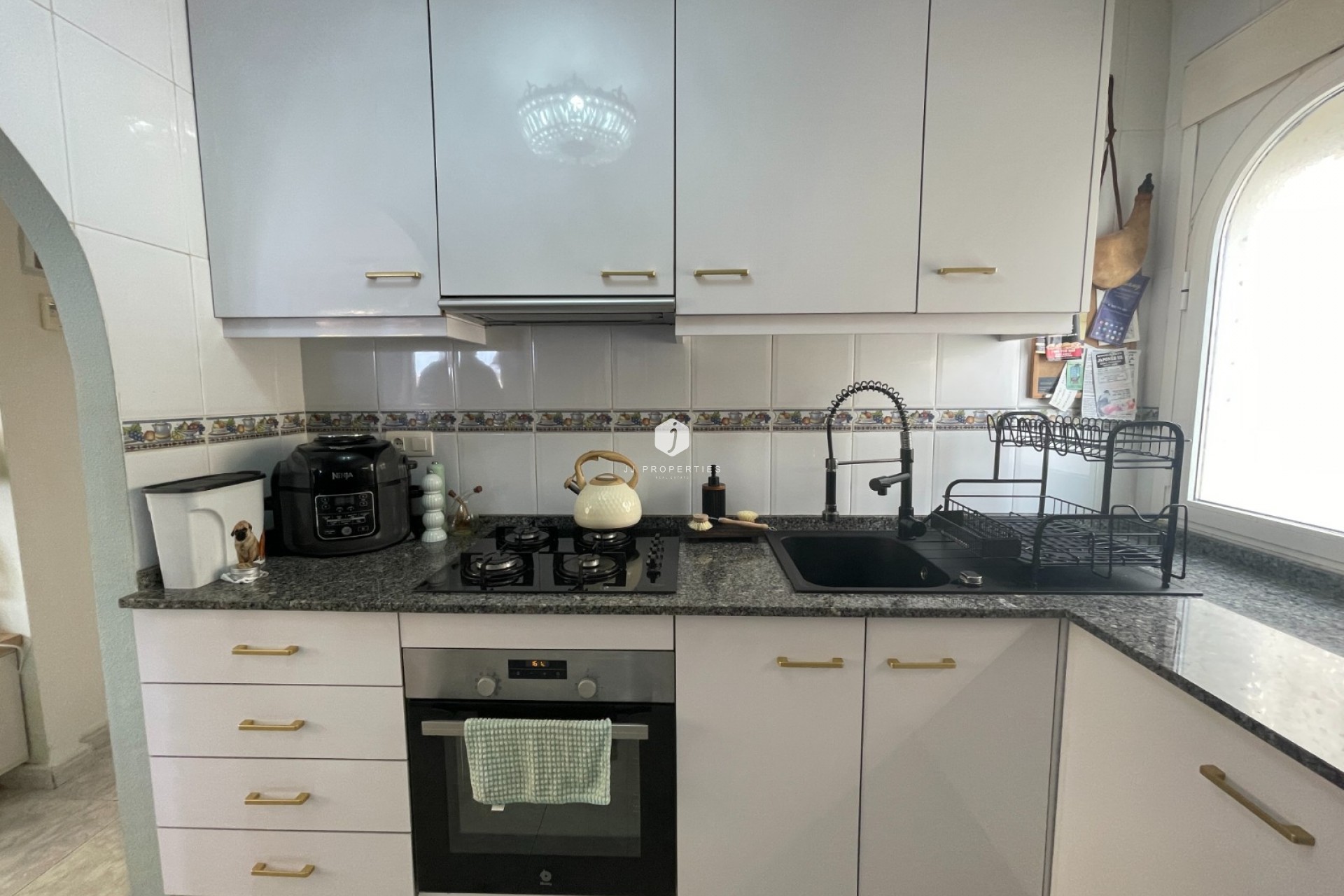 Resale - Villa -
San Fulgencio - Costa Blanca