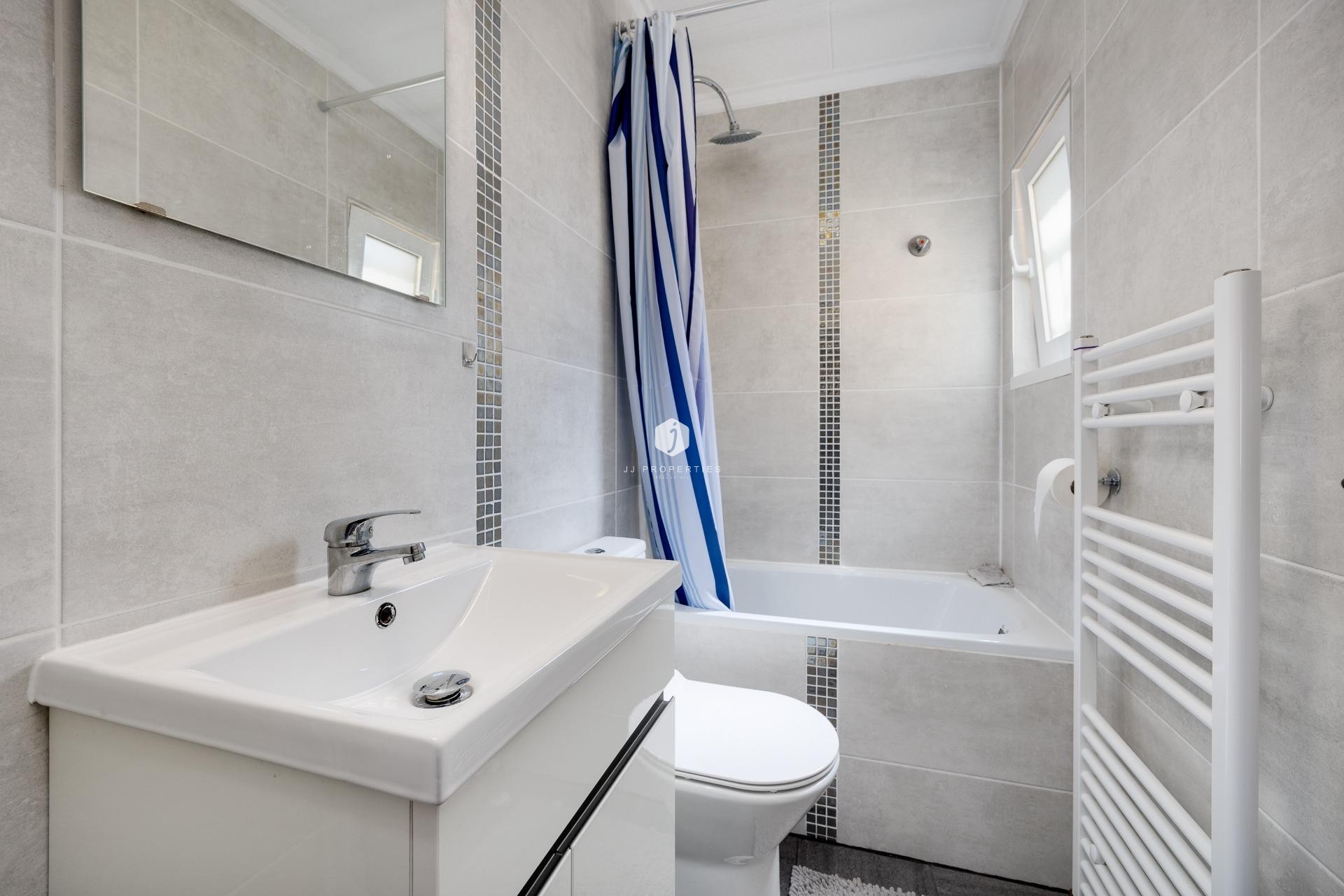 Resale - Villa -
San Fulgencio - La Marina