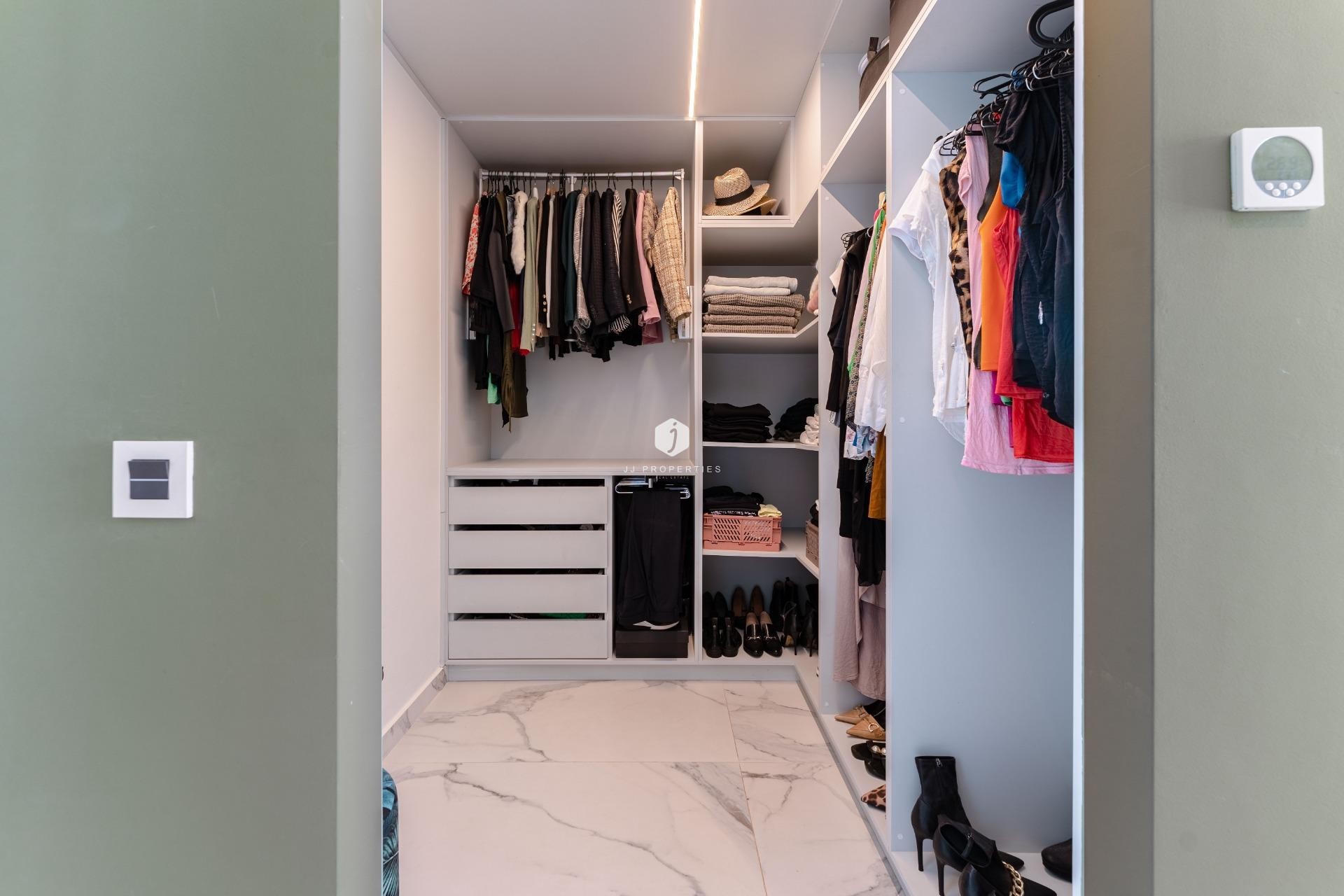 Resale - Villa -
San Miguel de Salinas - Bellavista