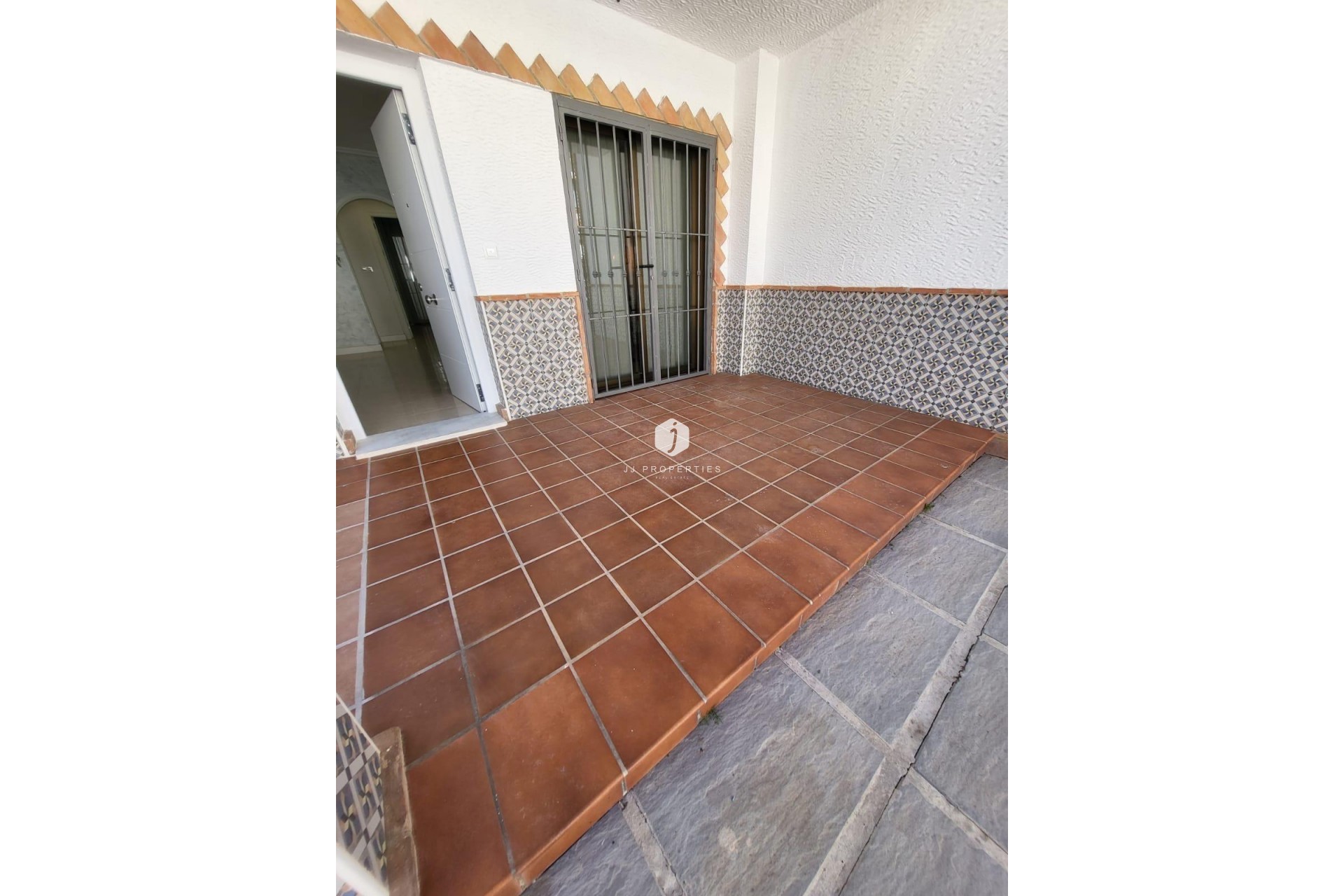 Resale - Villa -
San Miguel de Salinas - Cerro Del Sol