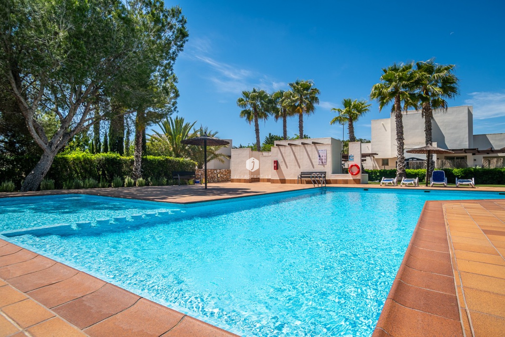 Resale - Villa -
San Miguel de Salinas - Inland