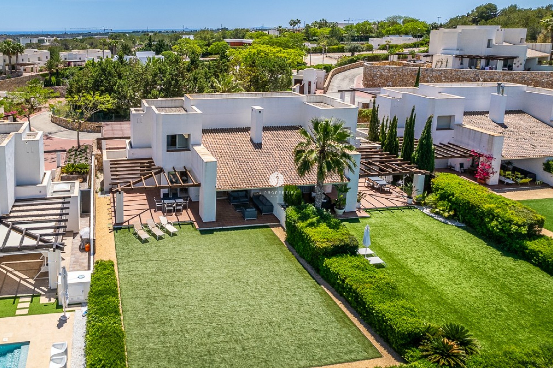 Resale - Villa -
San Miguel de Salinas - Inland