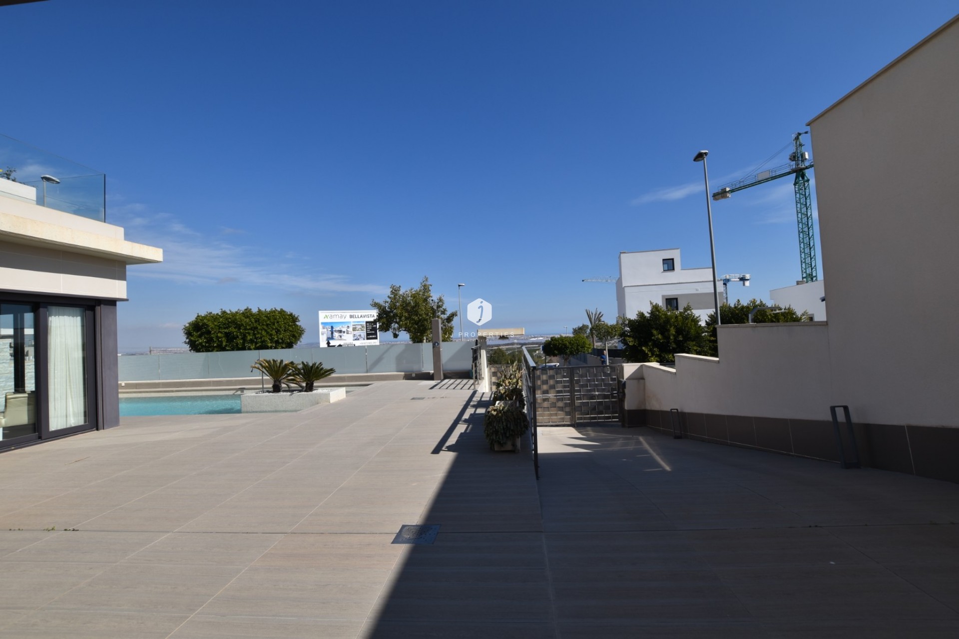 Resale - Villa -
San Miguel de Salinas - Inland