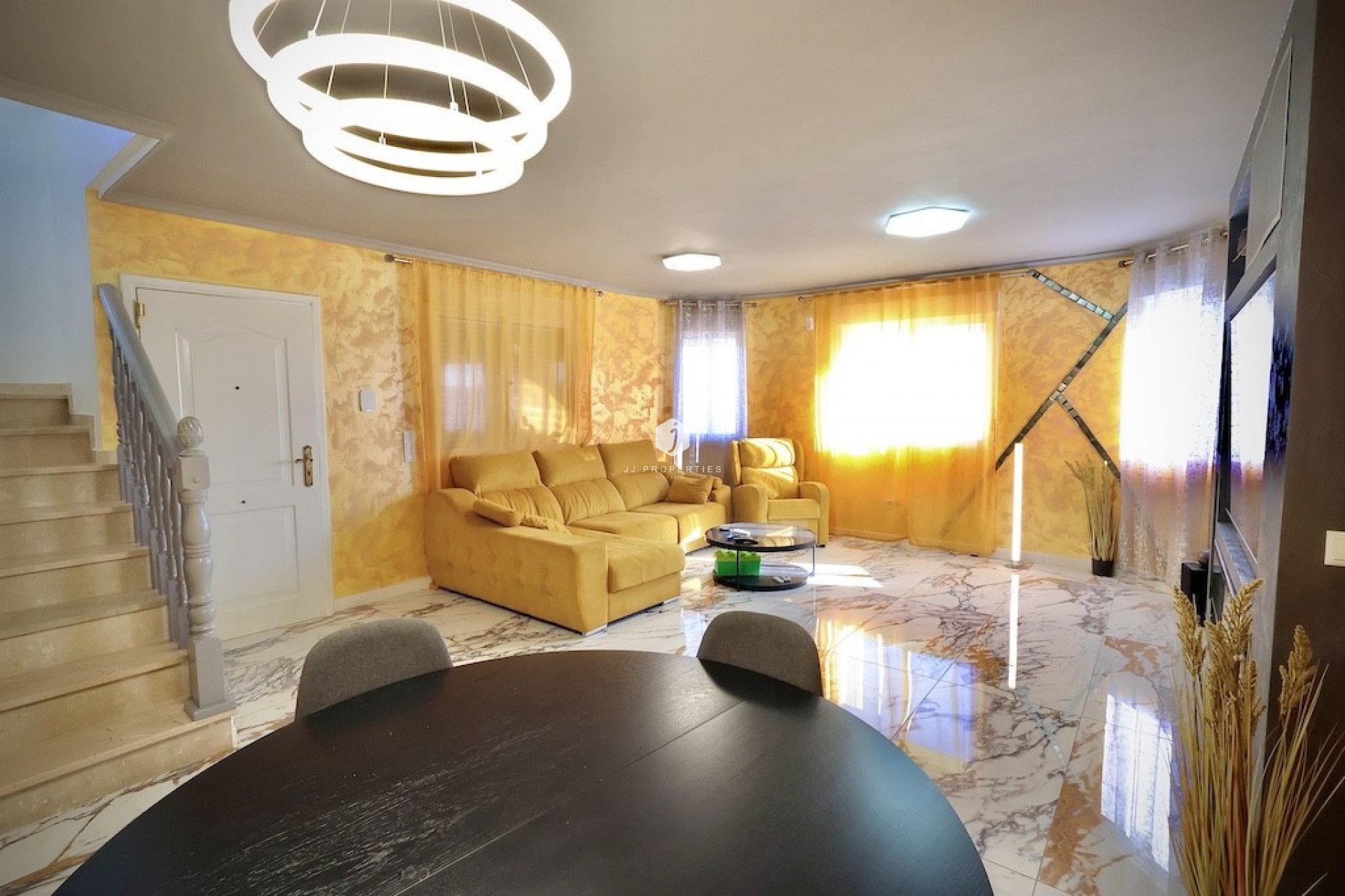 Resale - Villa -
San Miguel de Salinas - Inland