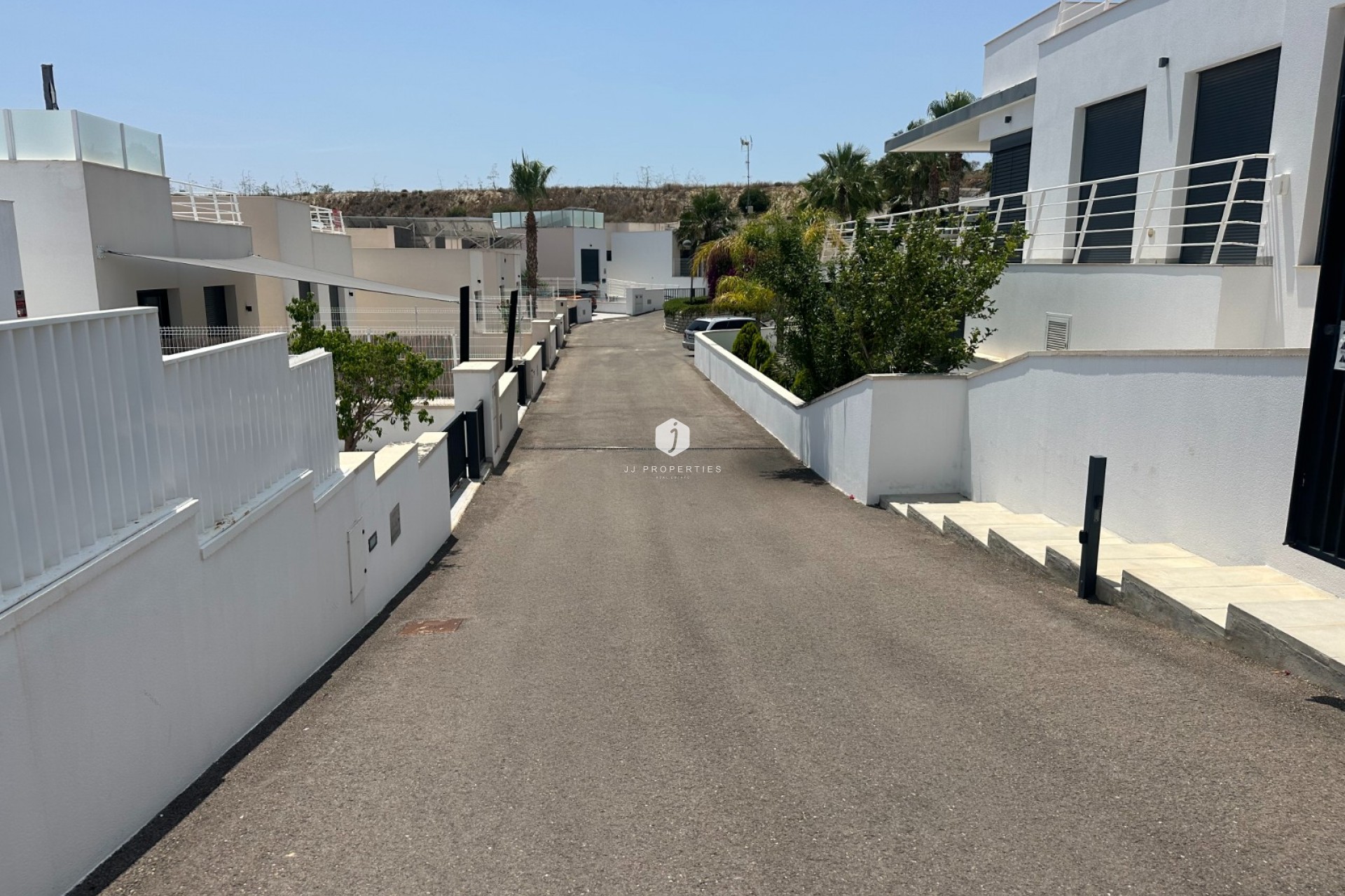 Resale - Villa -
San Miguel de Salinas - Inland