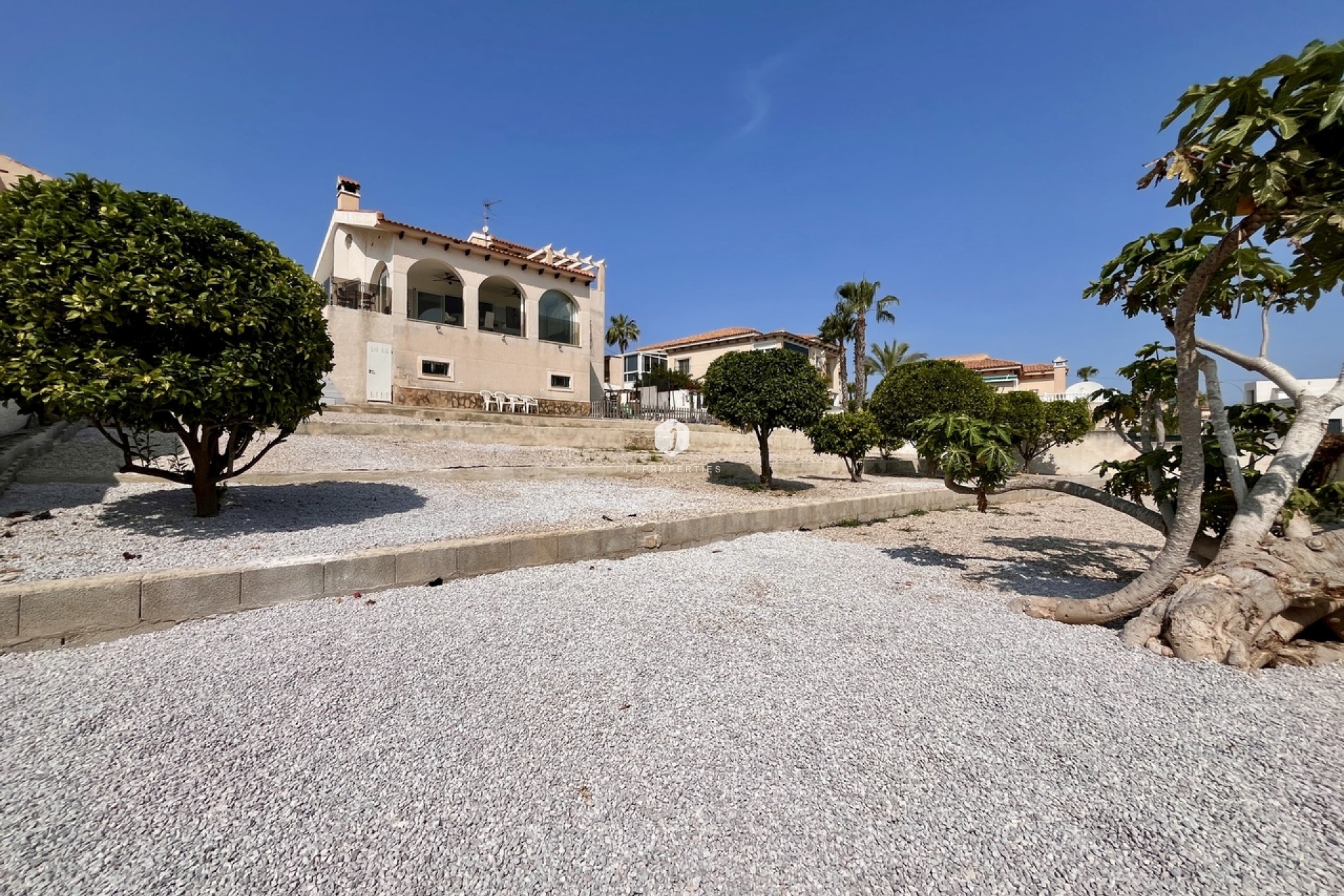 Resale - Villa -
San Miguel de Salinas - Inland
