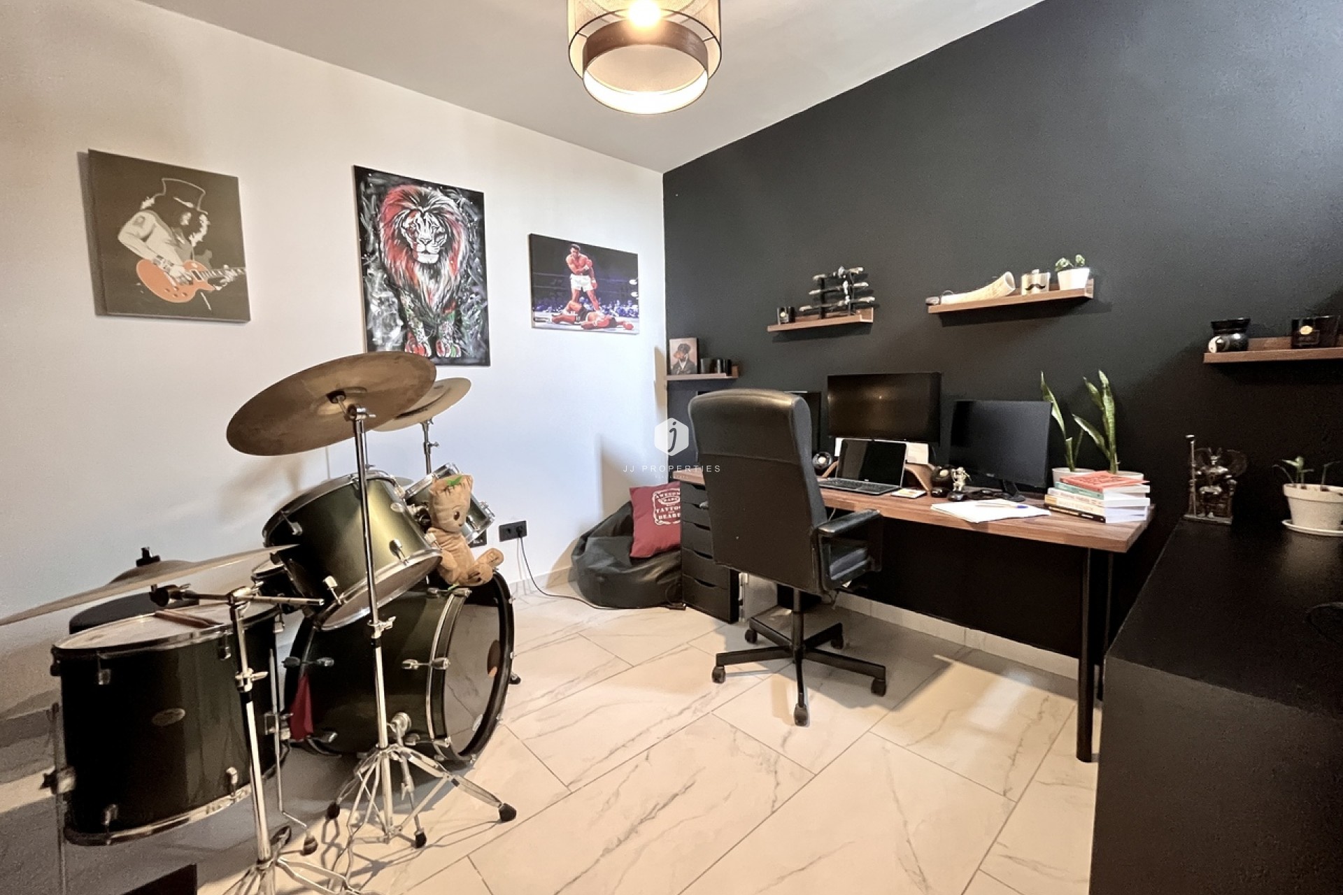 Resale - Villa -
San Miguel de Salinas - Inland