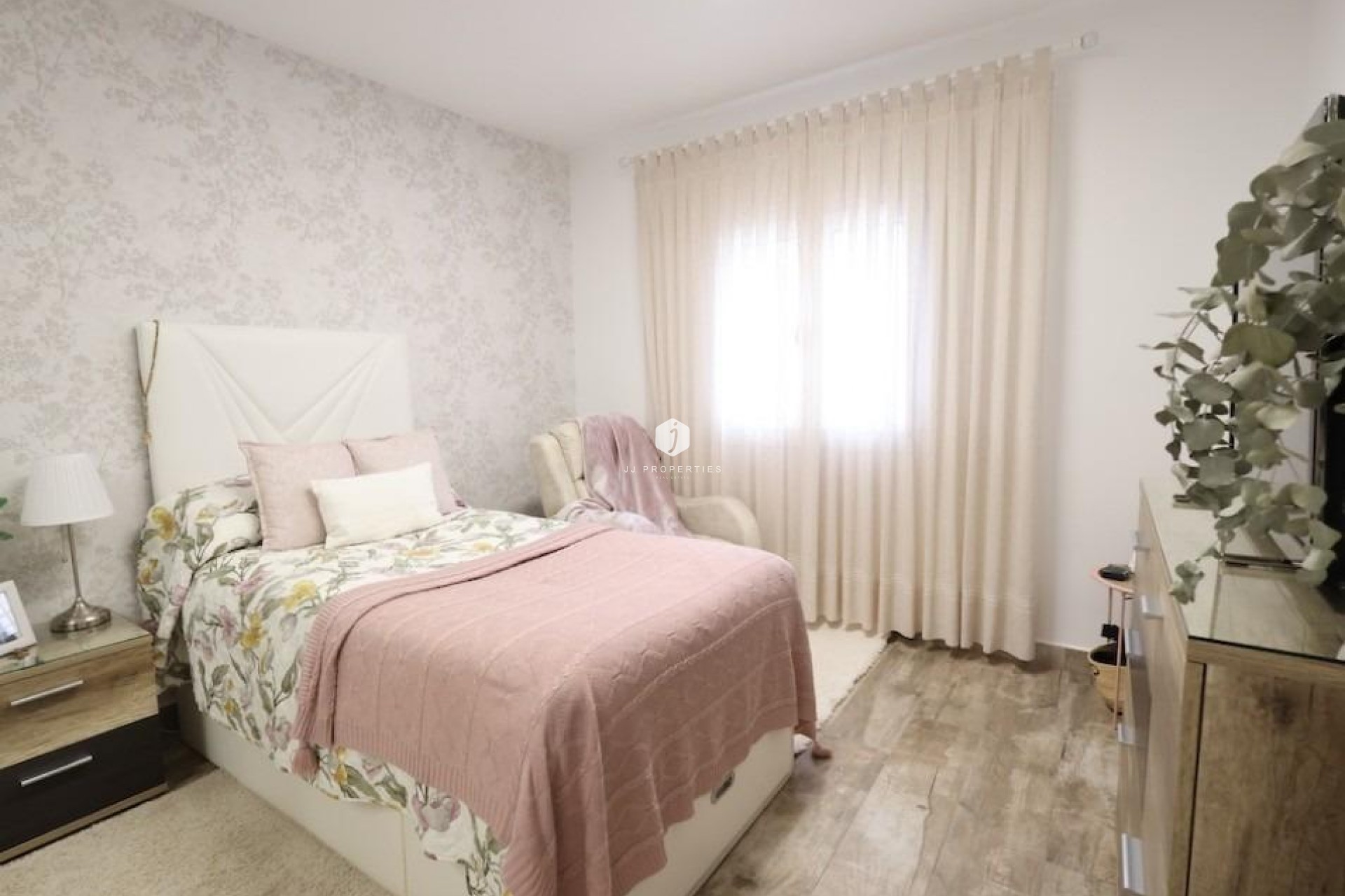 Resale - Villa -
San Miguel de Salinas - Inland