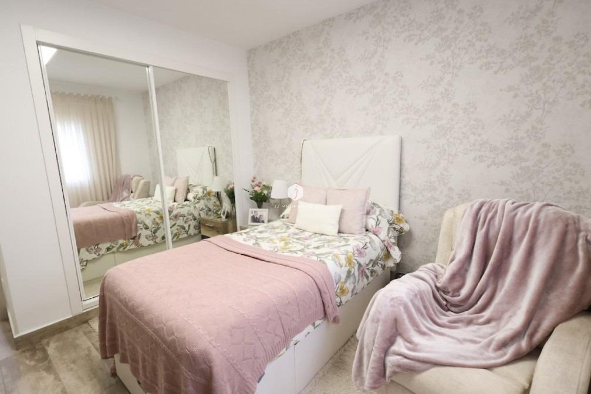 Resale - Villa -
San Miguel de Salinas - Inland