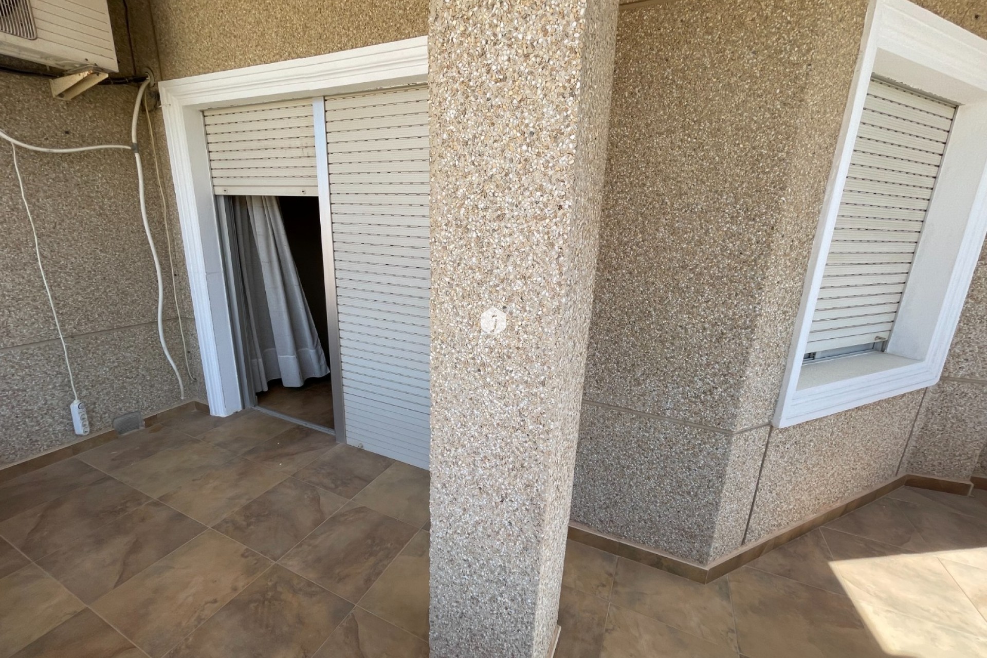 Resale - Villa -
San Miguel de Salinas - Inland