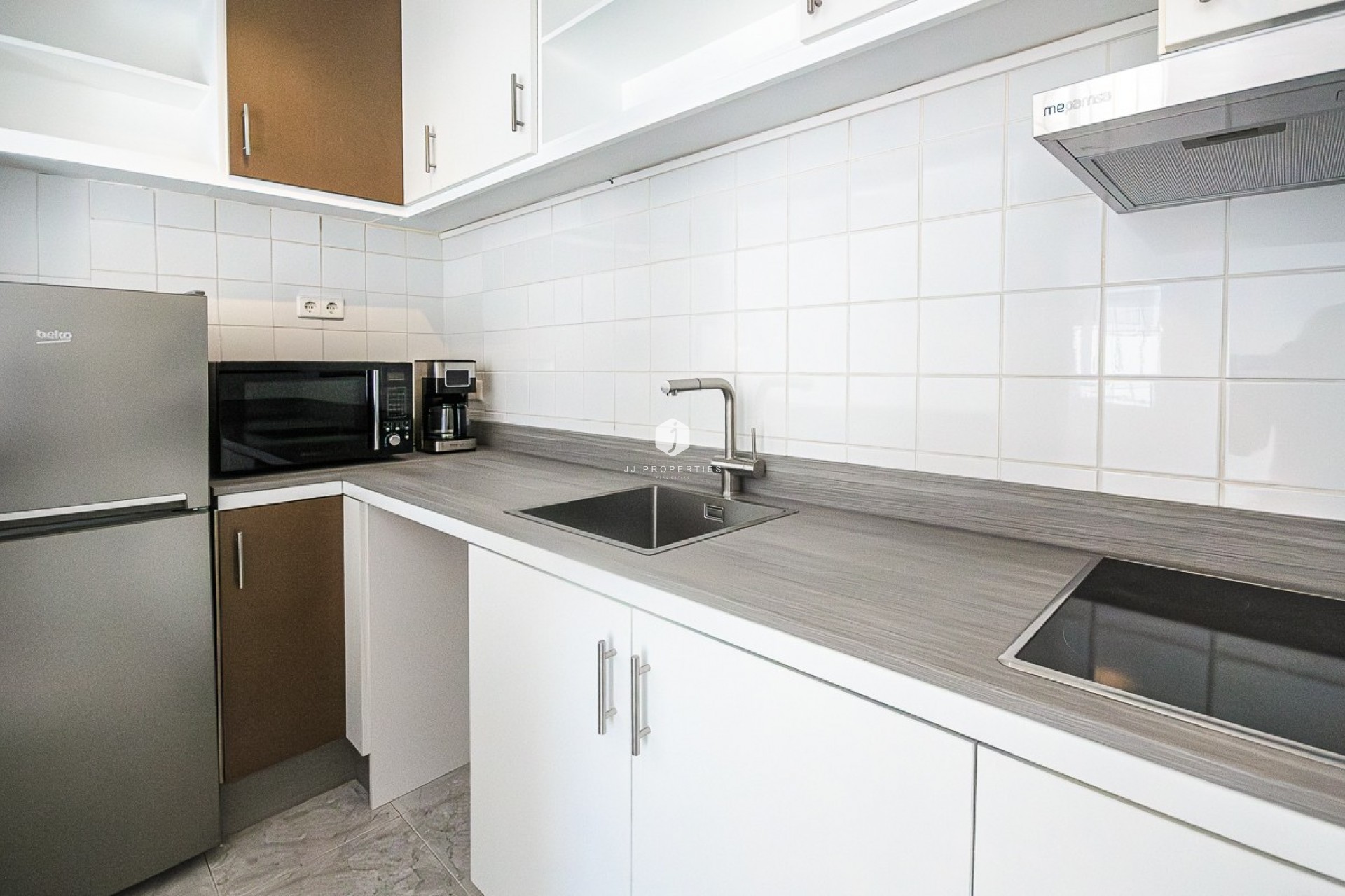 Resale - Villa -
San Miguel de Salinas - Inland