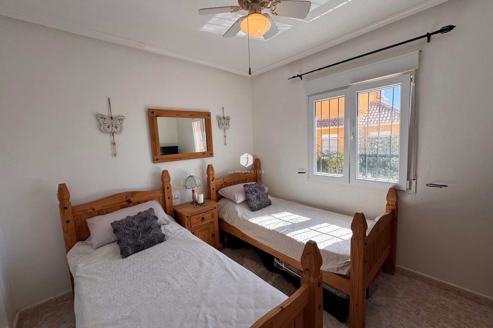 Resale - Villa -
San Miguel de Salinas - Inland