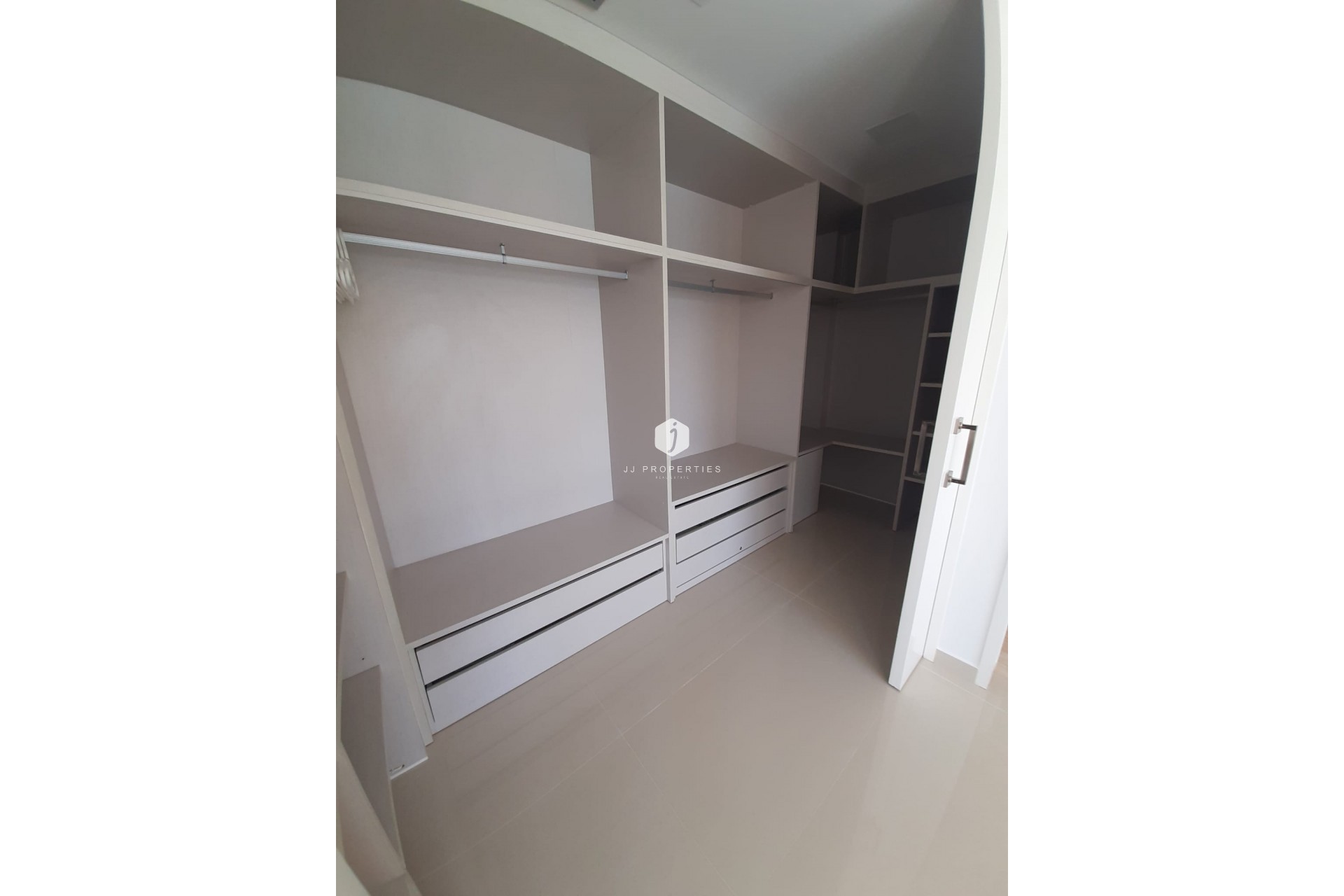 Resale - Villa -
San Miguel de Salinas - Inland