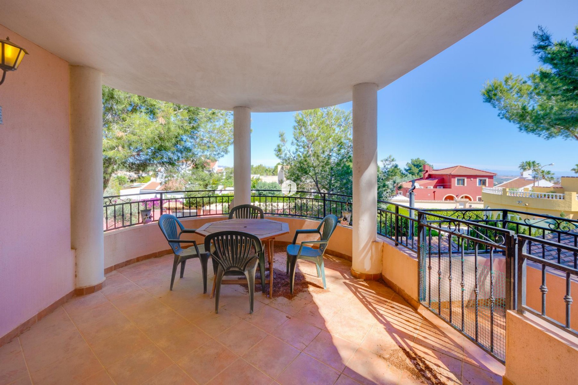 Resale - Villa -
San Miguel de Salinas - Inland