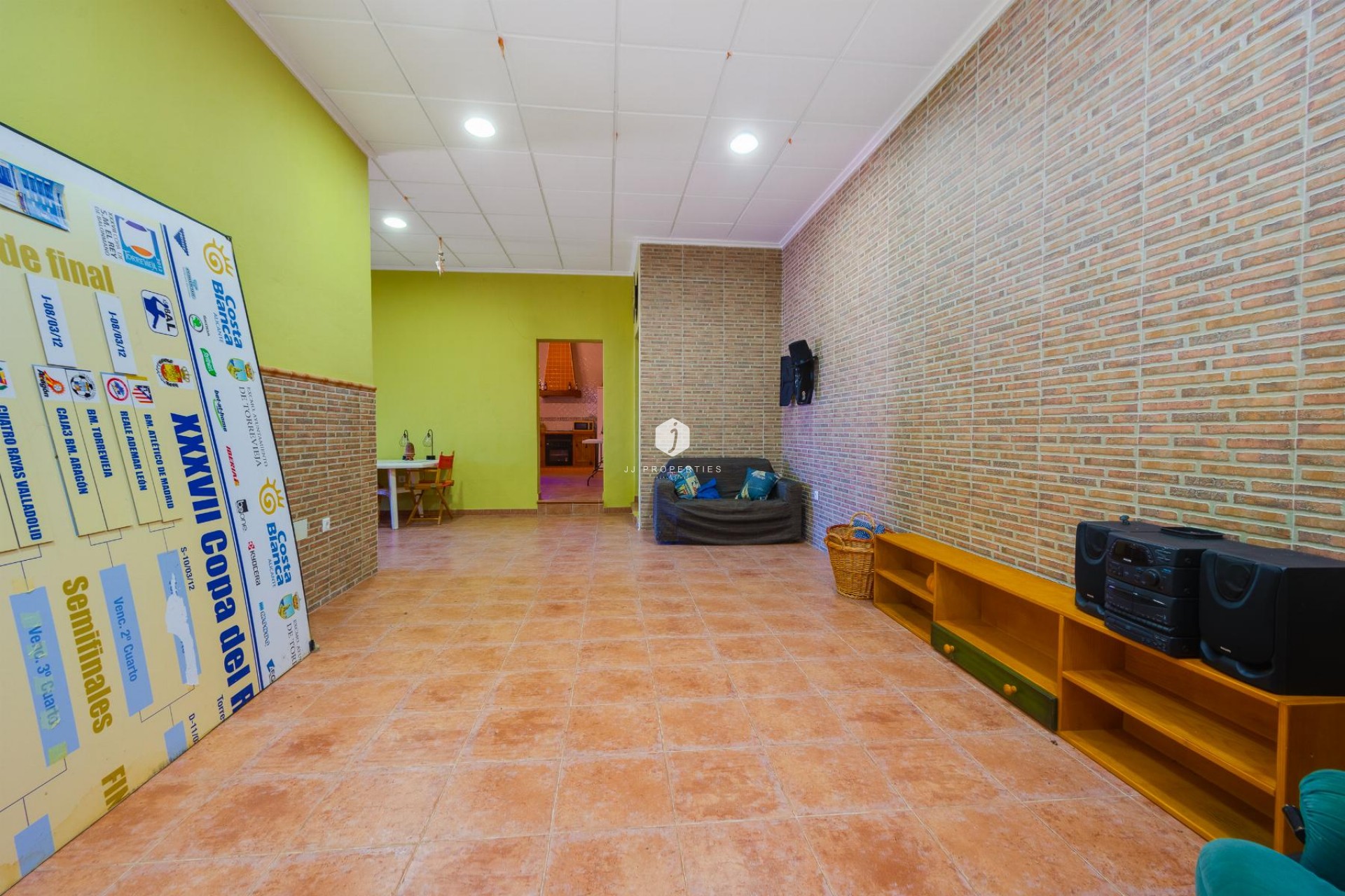 Resale - Villa -
San Miguel de Salinas - Inland