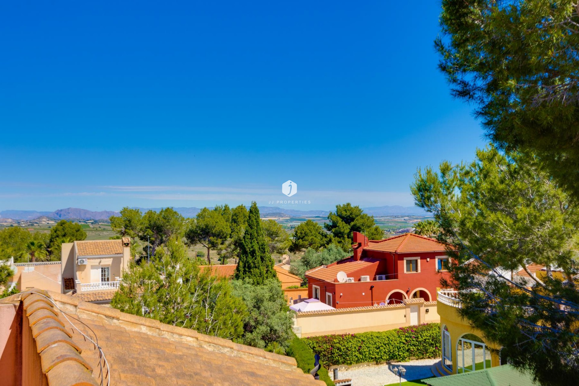 Resale - Villa -
San Miguel de Salinas - Inland