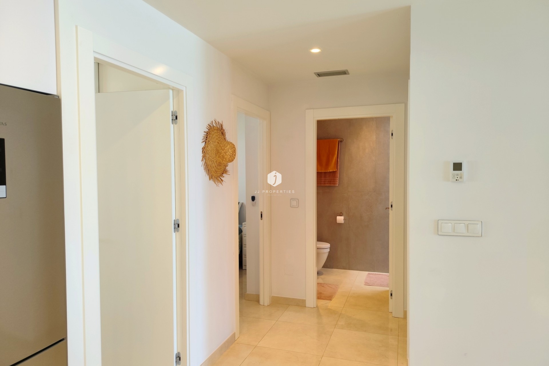 Resale - Villa -
San Miguel de Salinas - Inland