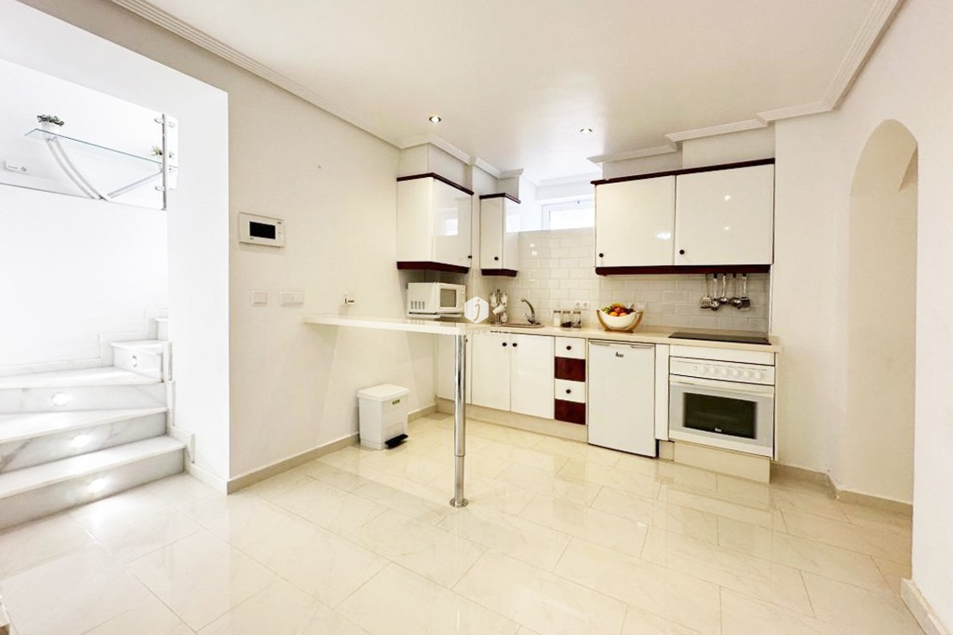 Resale - Villa -
San Miguel de Salinas - Inland