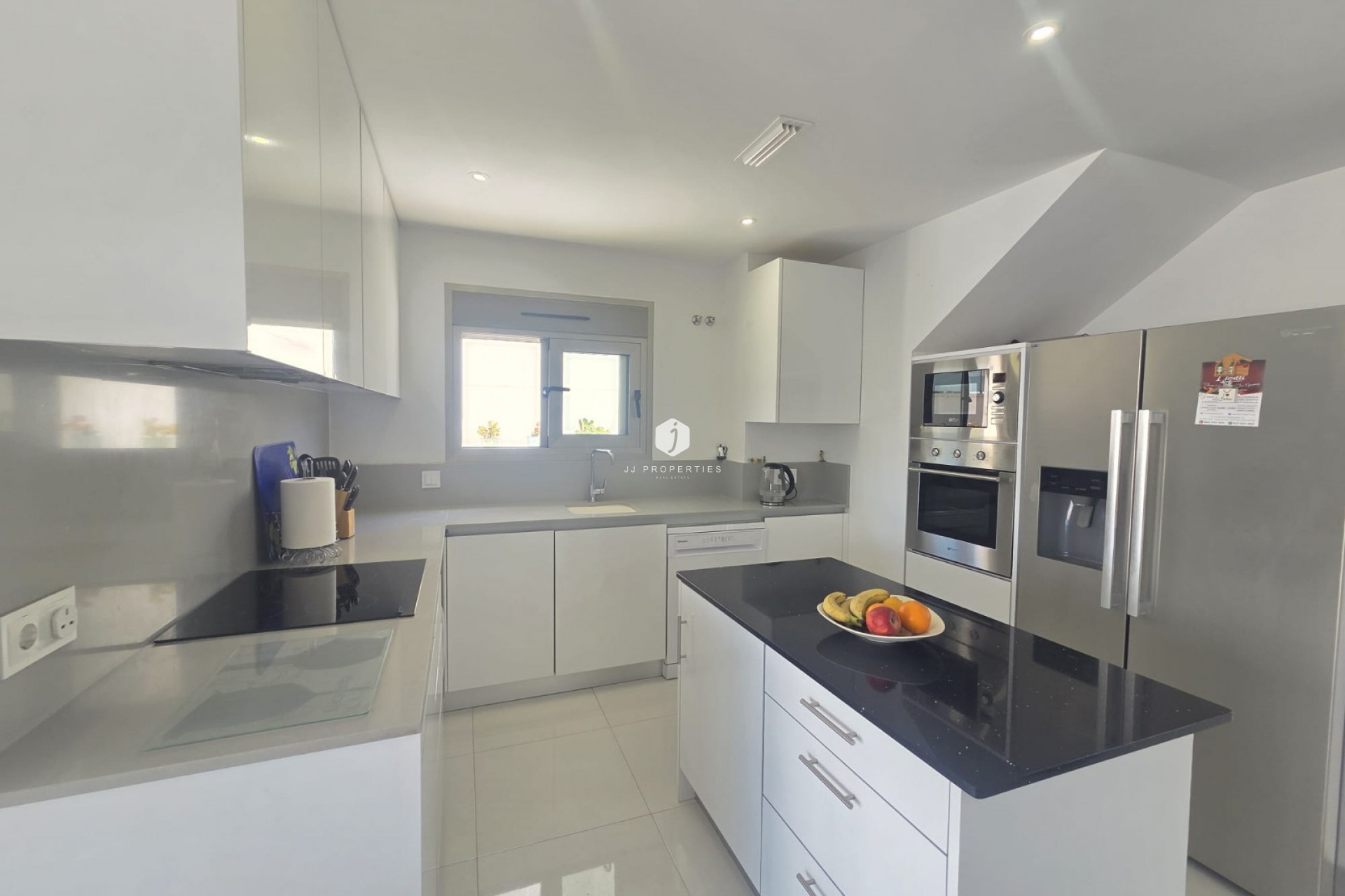 Resale - Villa -
San Miguel de Salinas - Inland