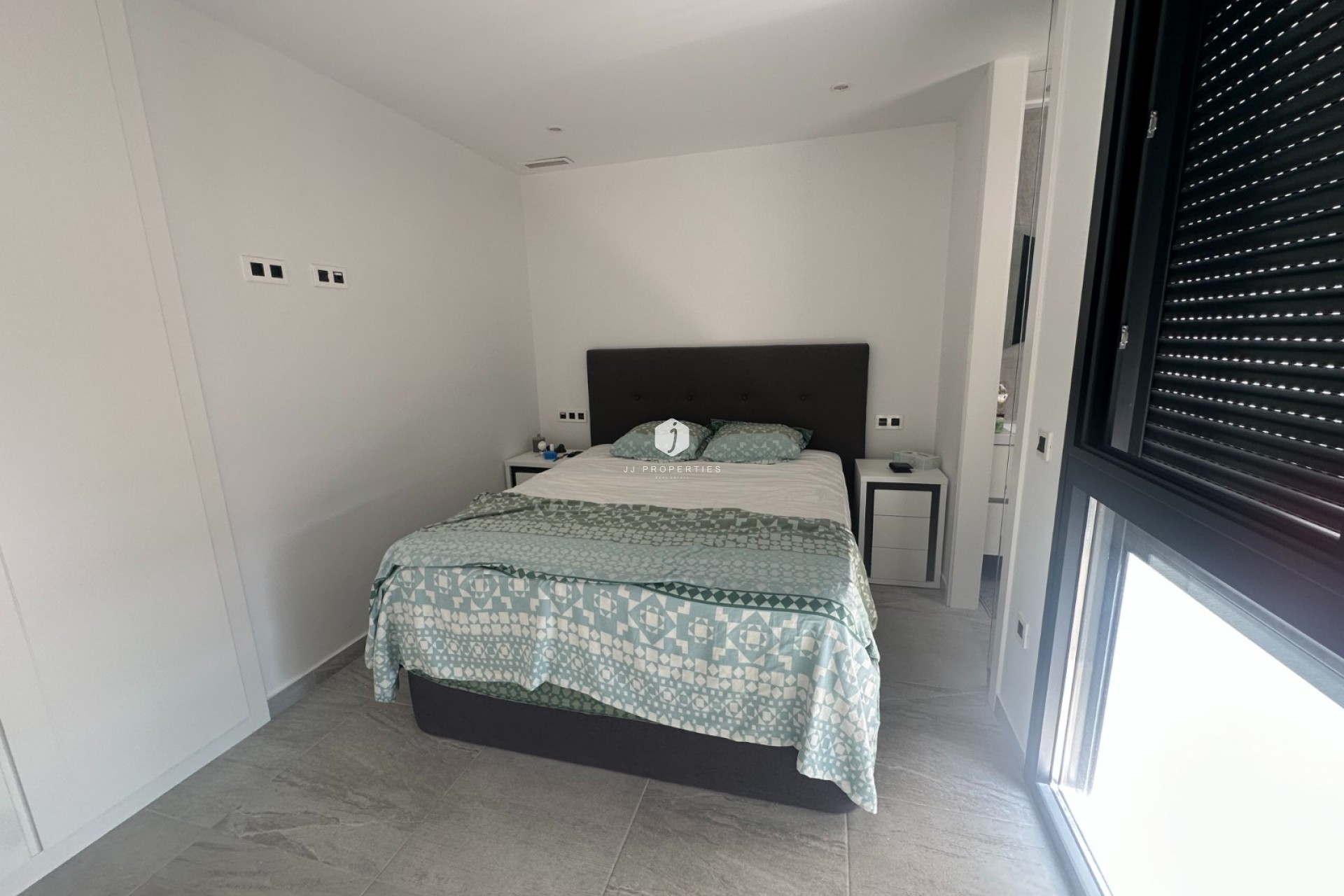 Resale - Villa -
San Miguel de Salinas - Inland