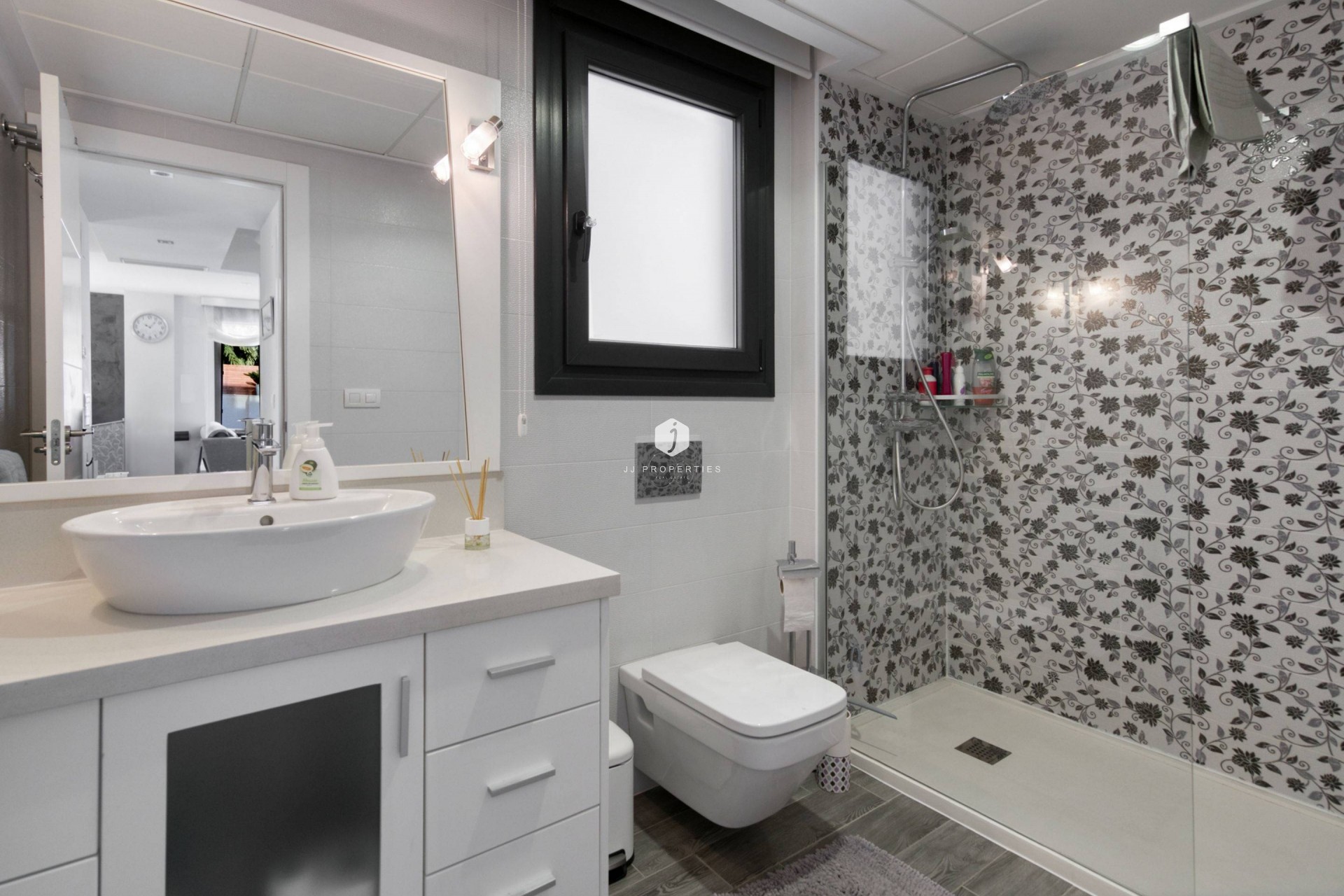 Resale - Villa -
Torrevieja - Aguas Nuevas 2