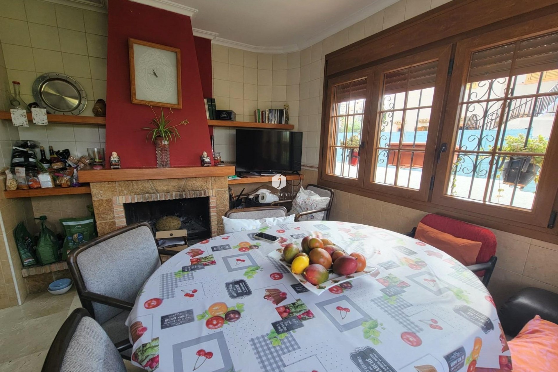 Resale - Villa -
Torrevieja - aguas nuevas