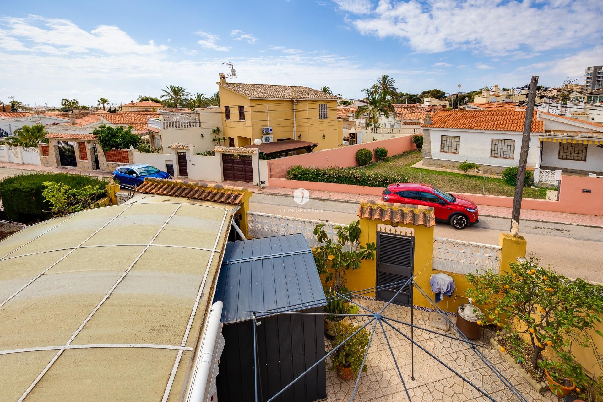 Resale - Villa -
Torrevieja - aguas nuevas