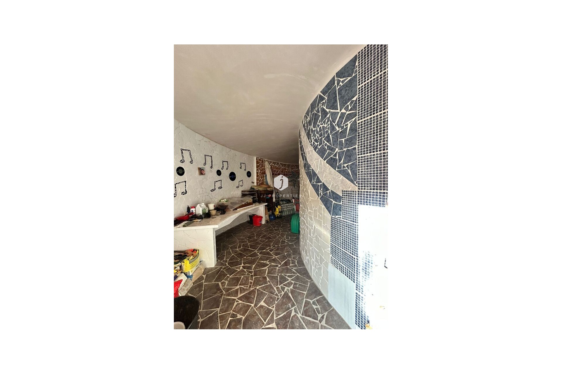 Resale - Villa -
Torrevieja - aguas nuevas