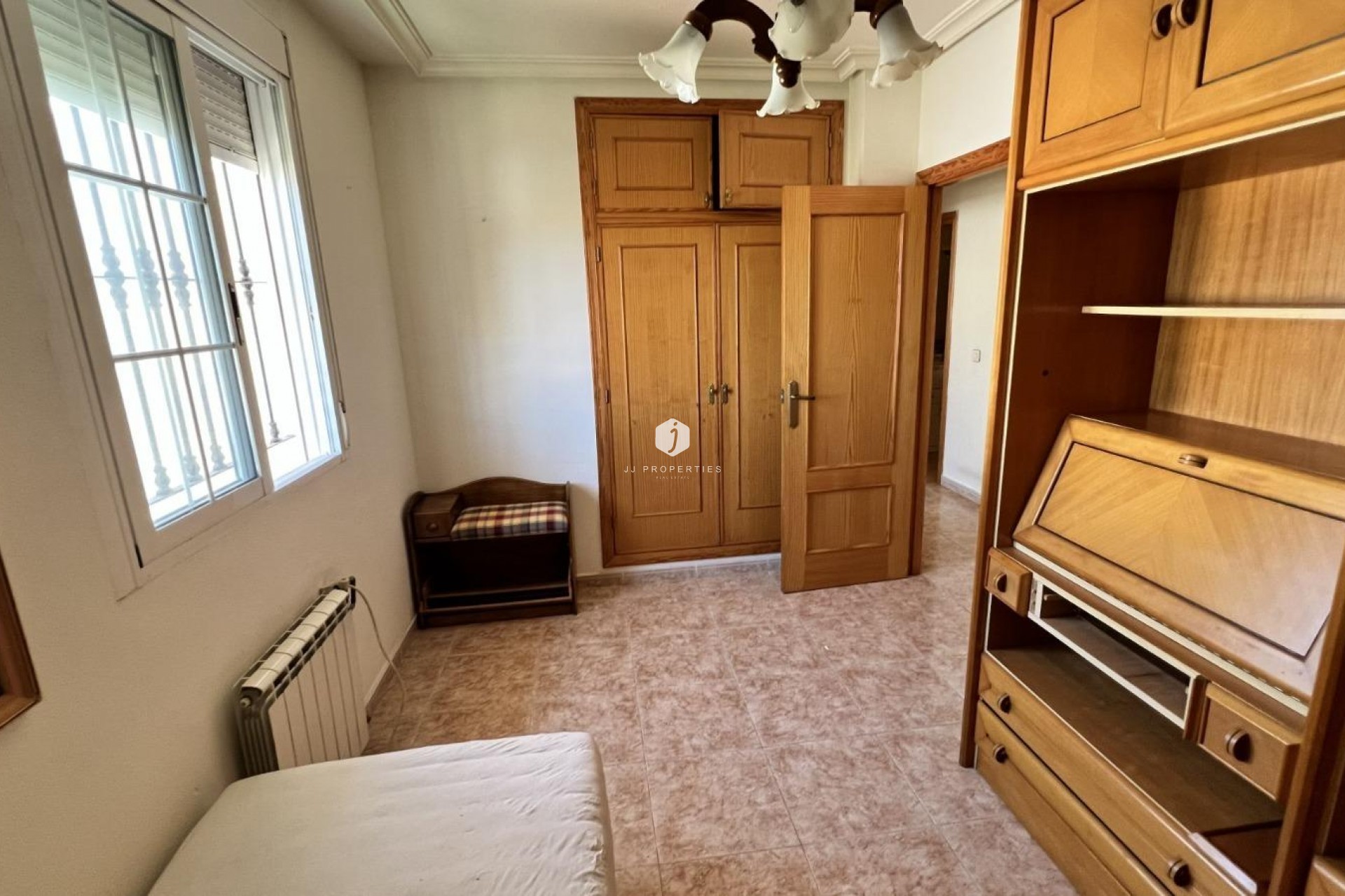 Resale - Villa -
Torrevieja - aguas nuevas