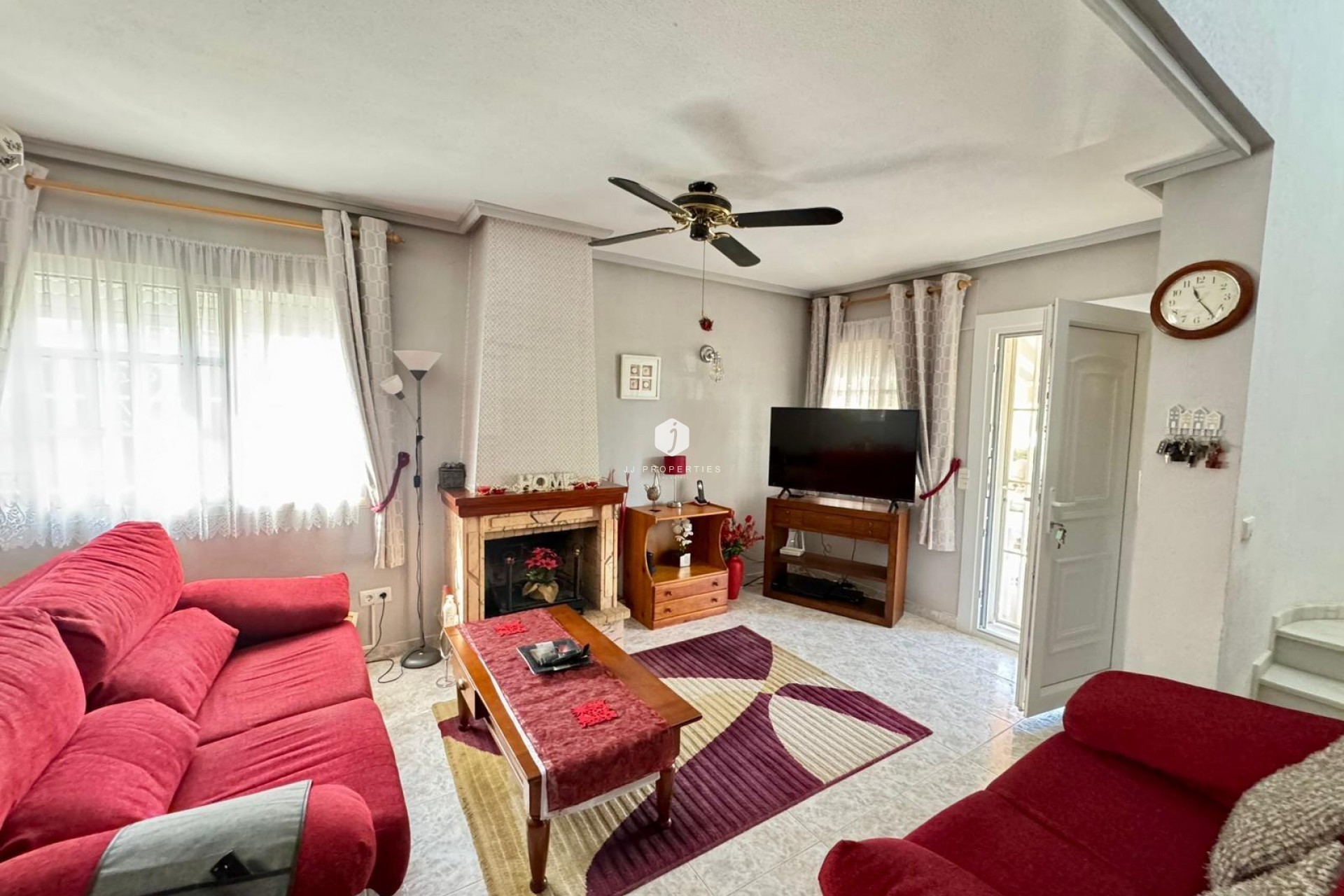 Resale - Villa -
Torrevieja - Costa Blanca