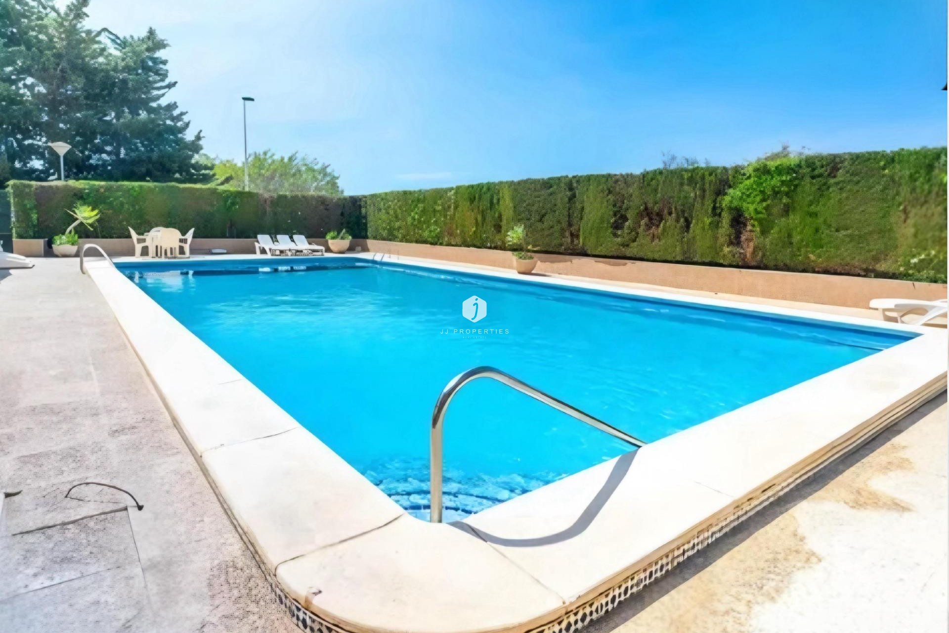 Resale - Villa -
Torrevieja - Costa Blanca