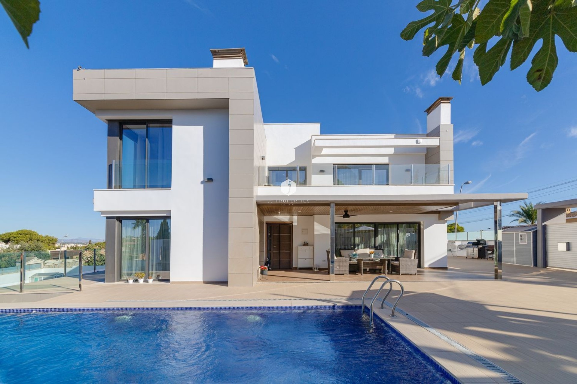 Resale - Villa -
Torrevieja - Costa Blanca