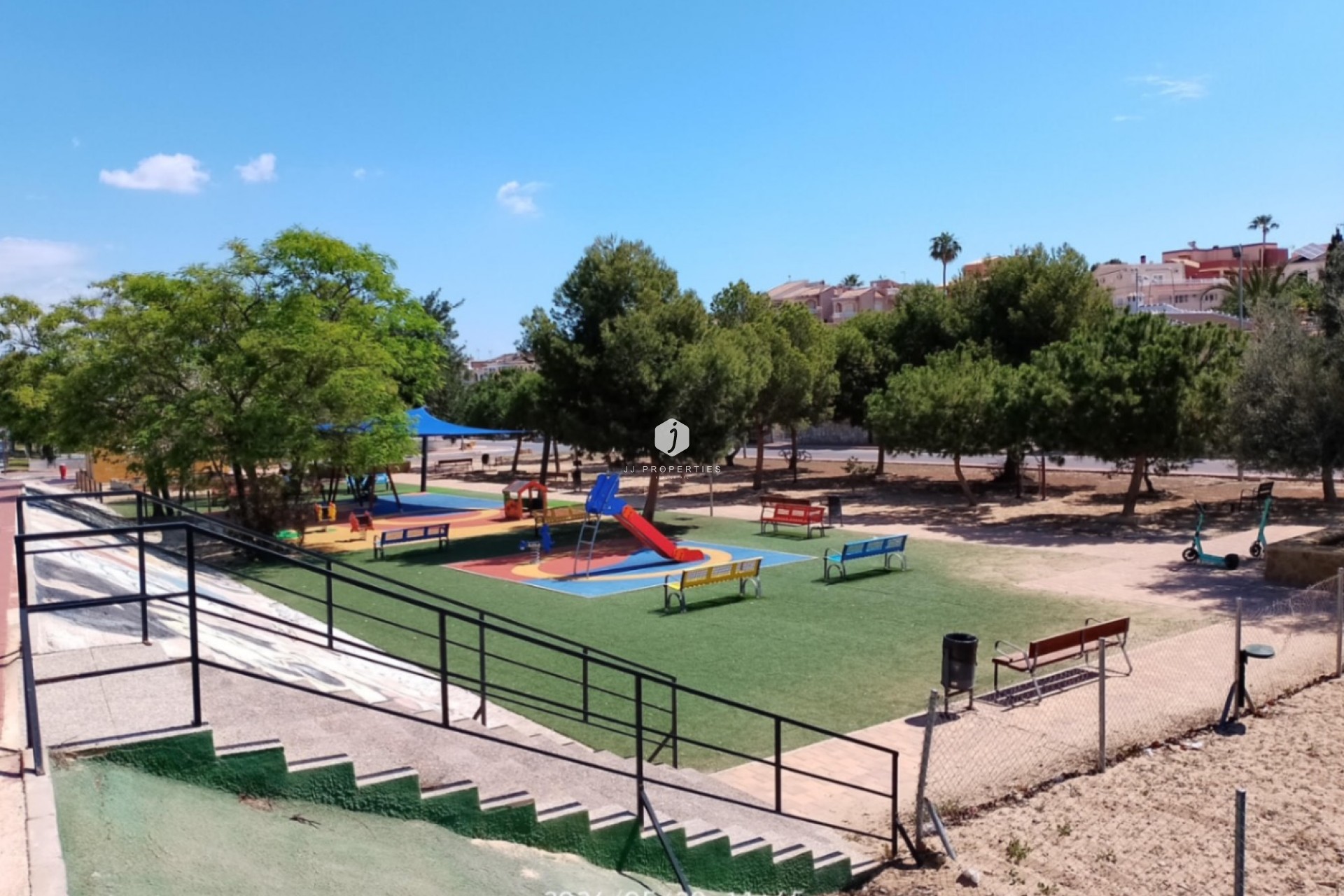 Resale - Villa -
Torrevieja - Costa Blanca