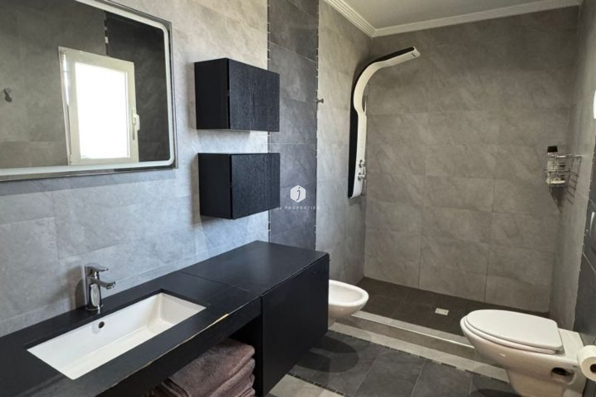 Resale - Villa -
Torrevieja - Costa Blanca