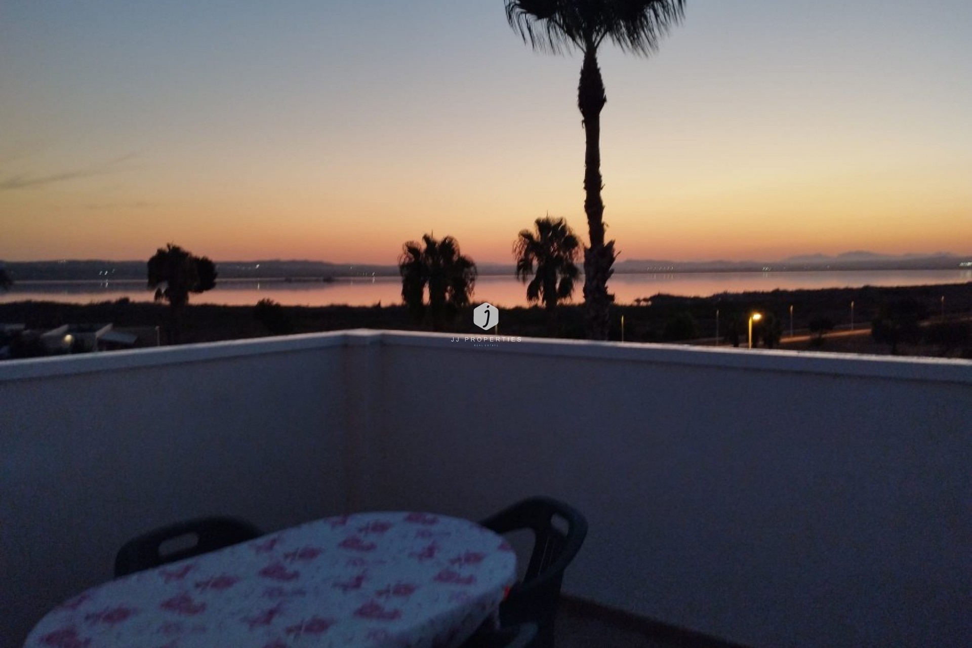 Resale - Villa -
Torrevieja - Costa Blanca