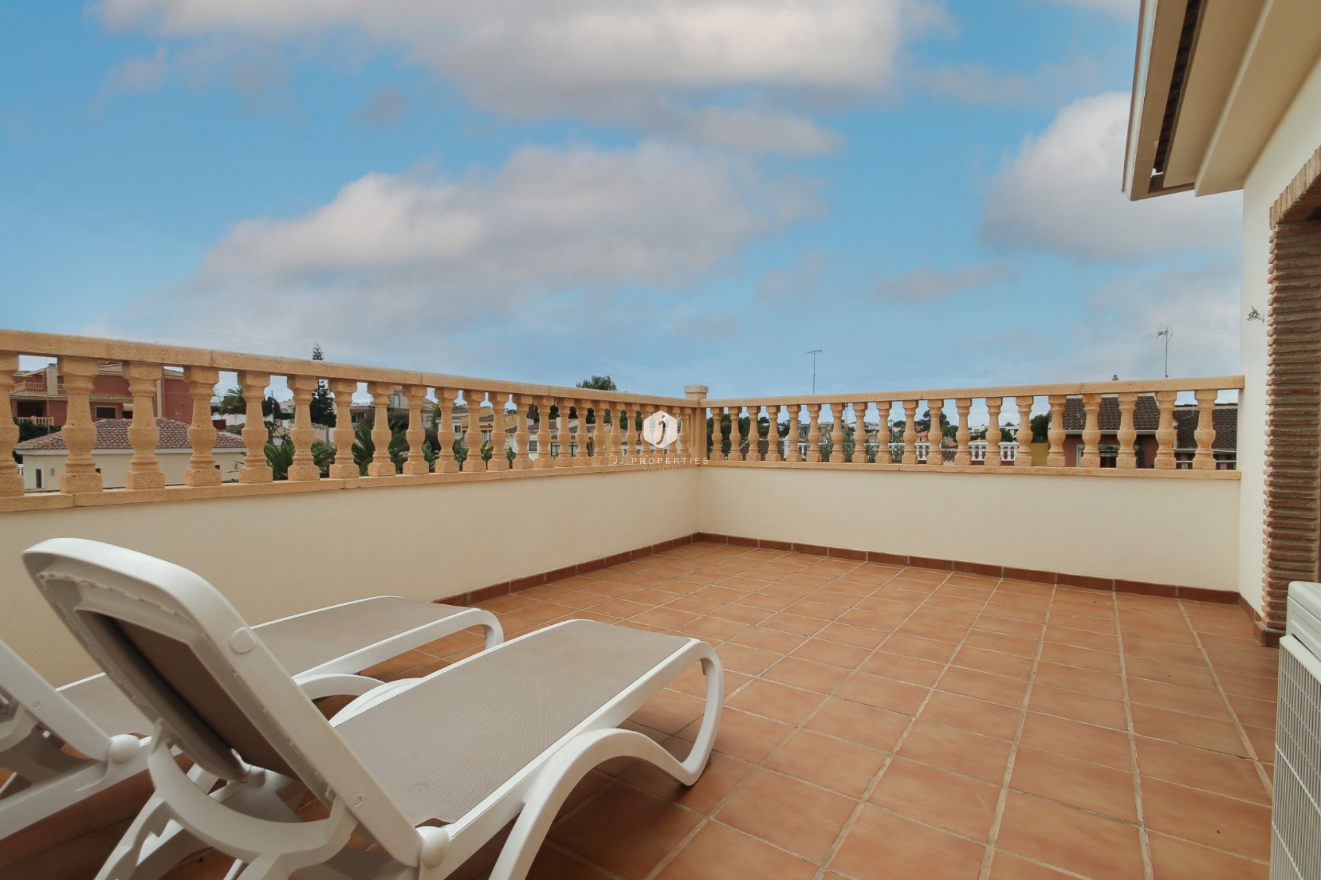 Resale - Villa -
Torrevieja - Costa Blanca